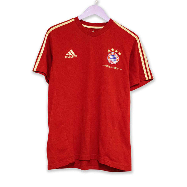 Adidas Bayern T shirt - Size M