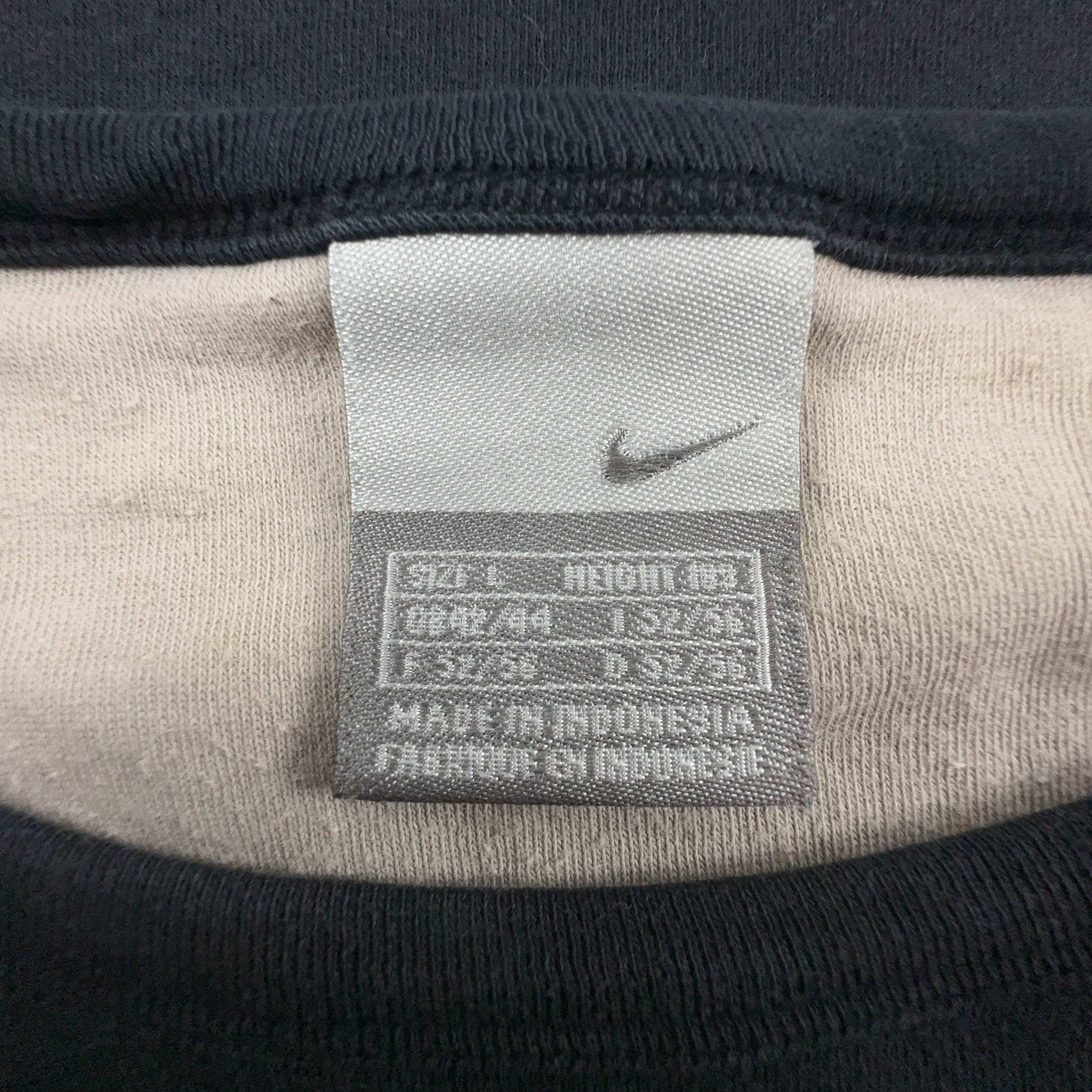 Felpa Nike Vintage leggera nera a girocollo 94% cotone anni 00 - Taglia M/L uomo