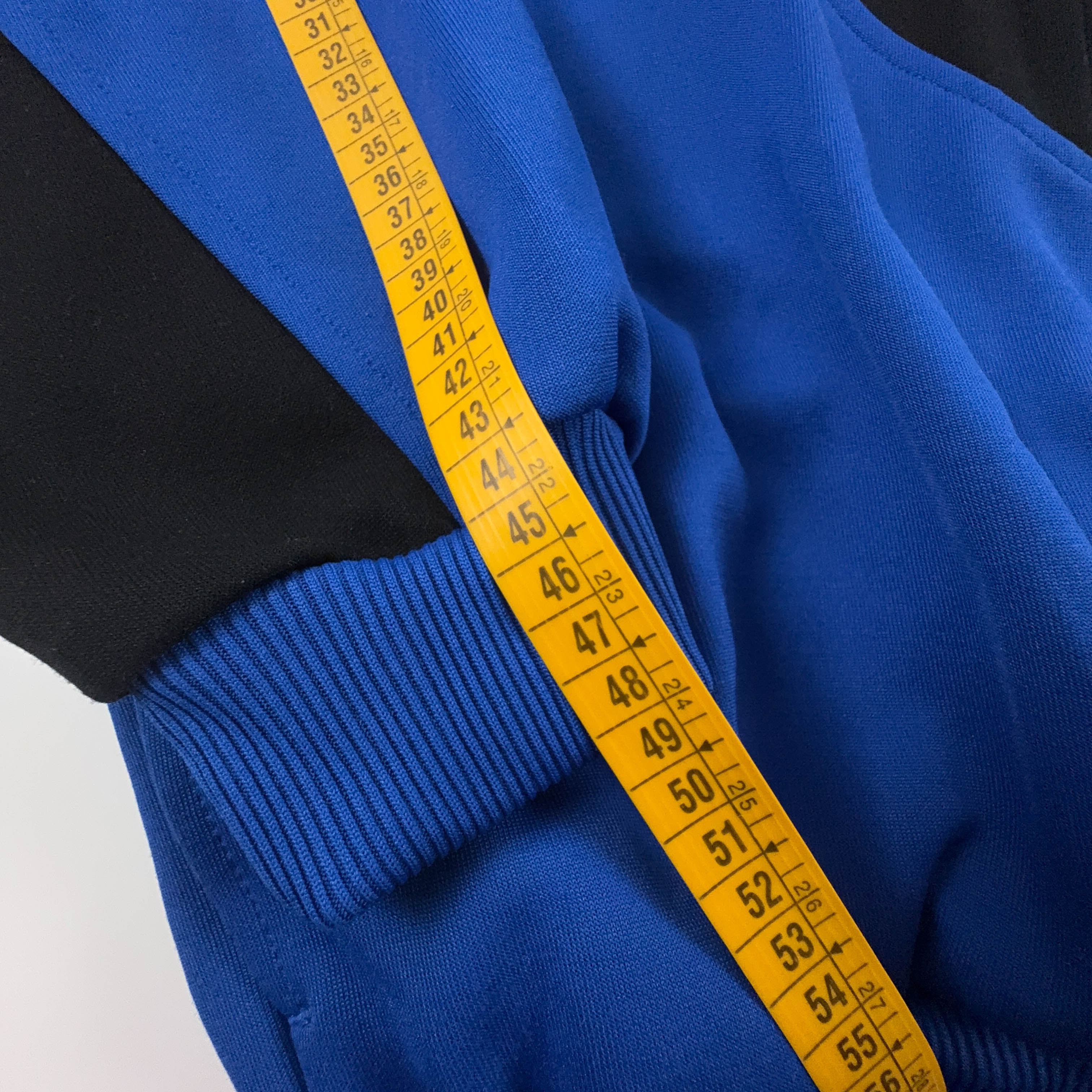 Felpa Adidas Vintage blu e nera con zip 15% cotone anni 90 - Taglia D6 F180 uomo