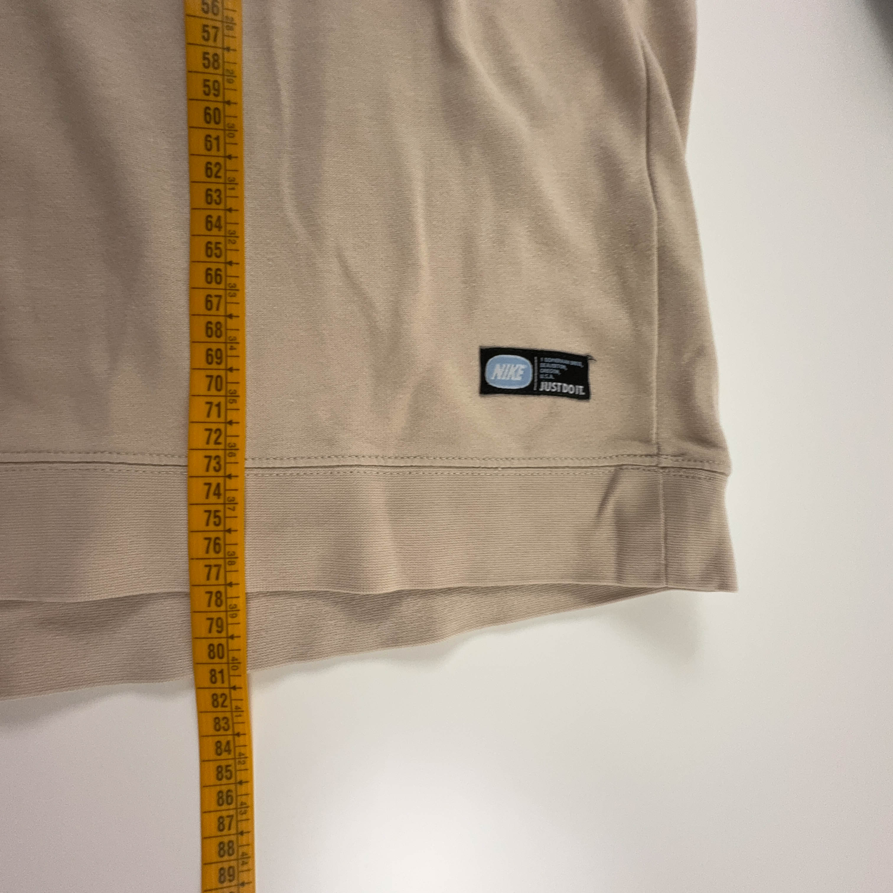 Felpa Nike Vintage crema a girocollo e logo ricamato 80% cotone anni 90 - Taglia XXL uomo