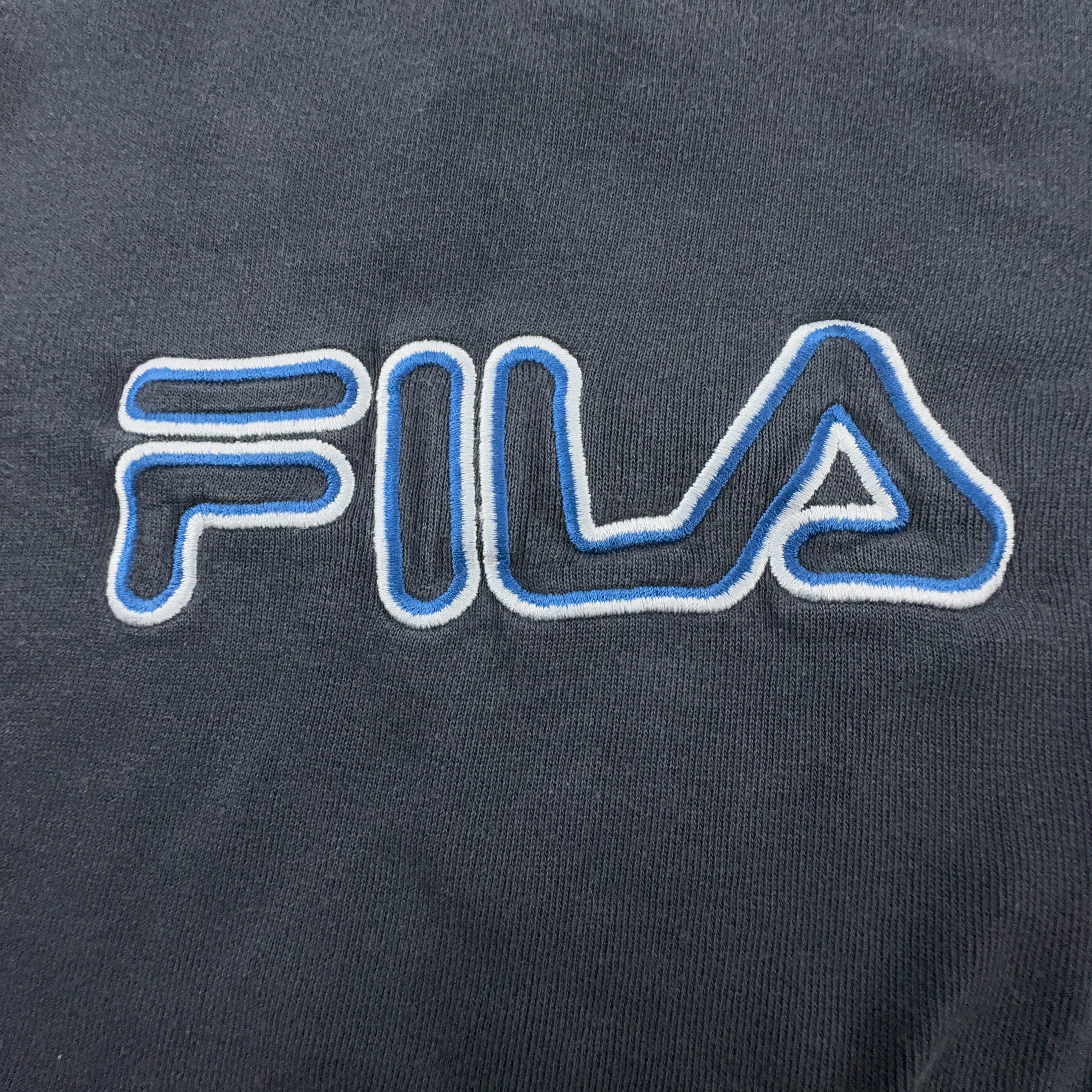 Felpa Fila Vintage grigia a girocollo con logo ricamato anni 2000 - Taglia M uomo