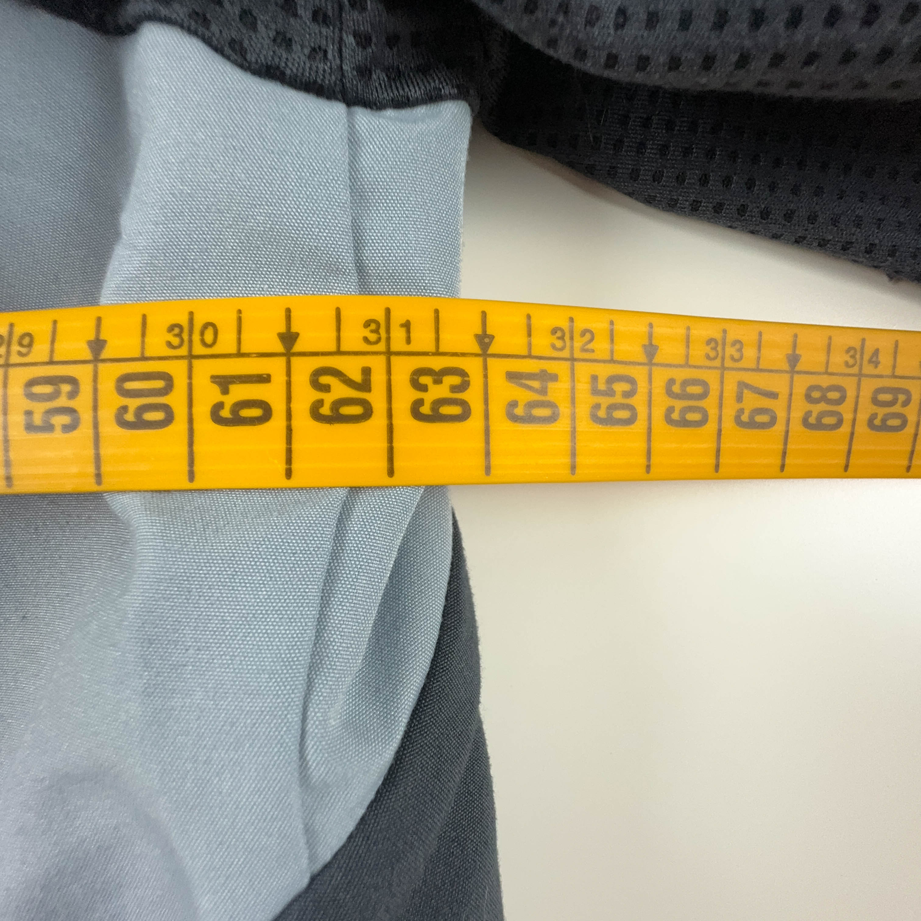 Adidas Vintage Red and Black Zip Up Windbreaker Jacket 2000s - Size D9 F198 Men