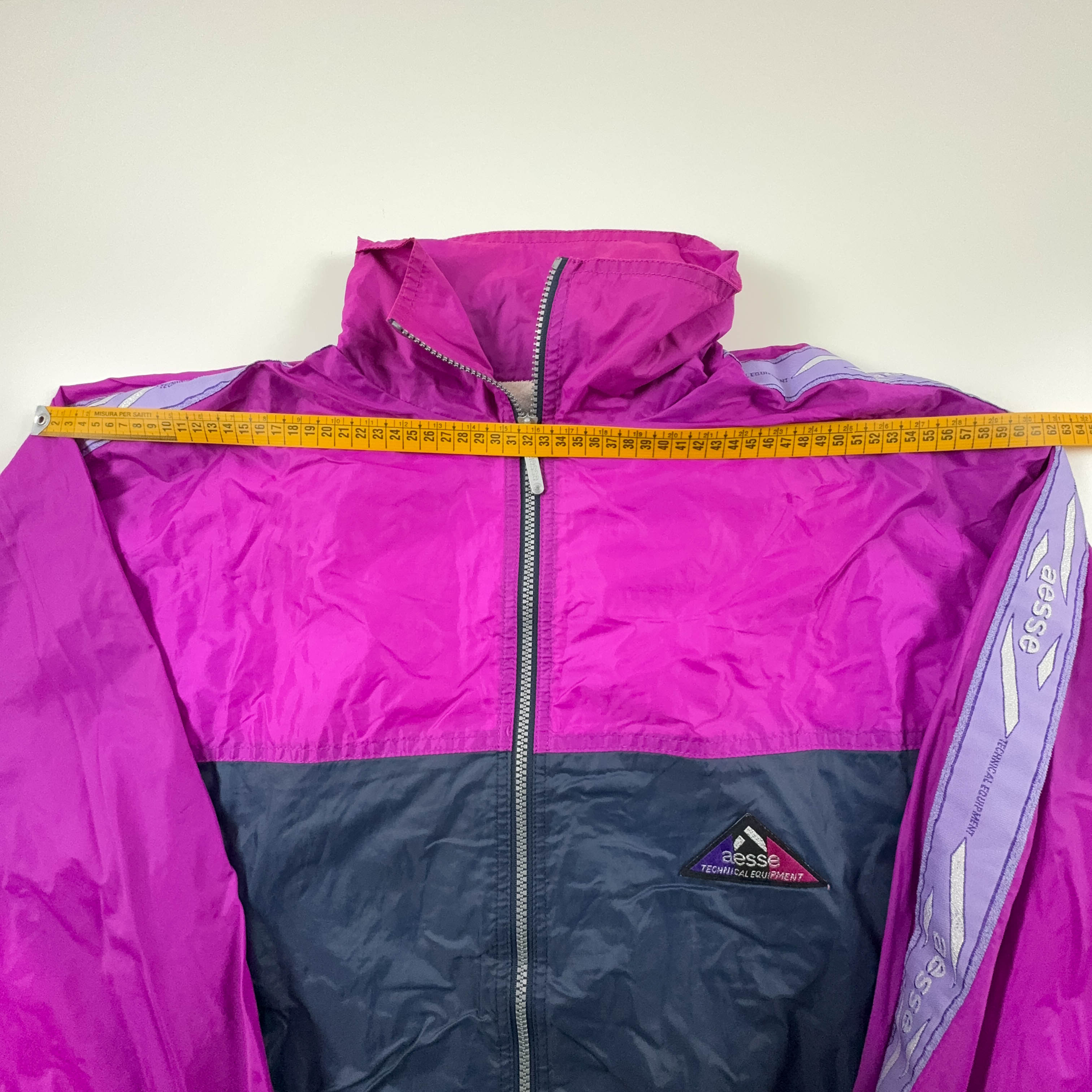 Aesse Vintage Purple and Pink 90's Zip Up Waterproof Windbreaker Jacket - Size L/XL Men