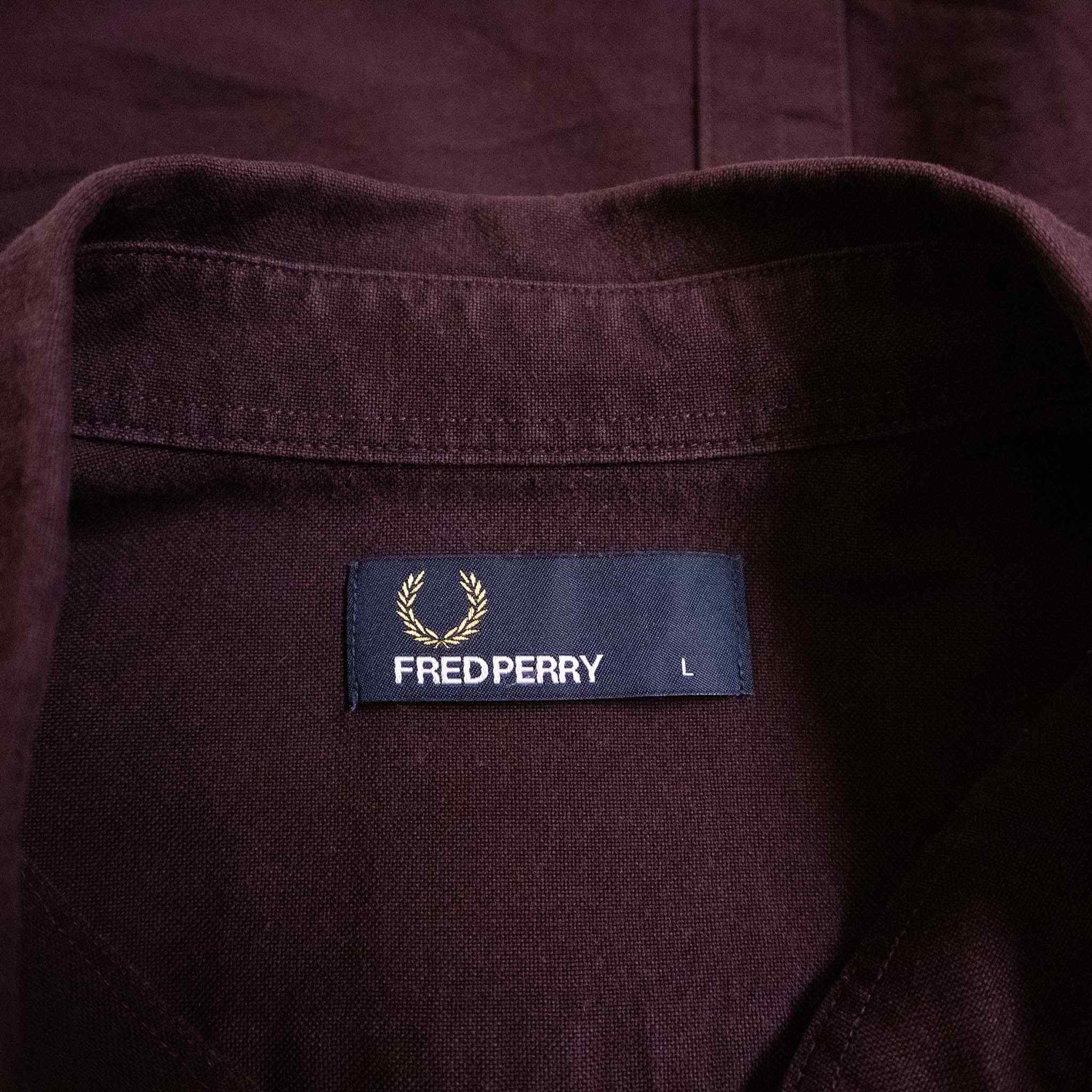 Fred Perry shirt - Size L