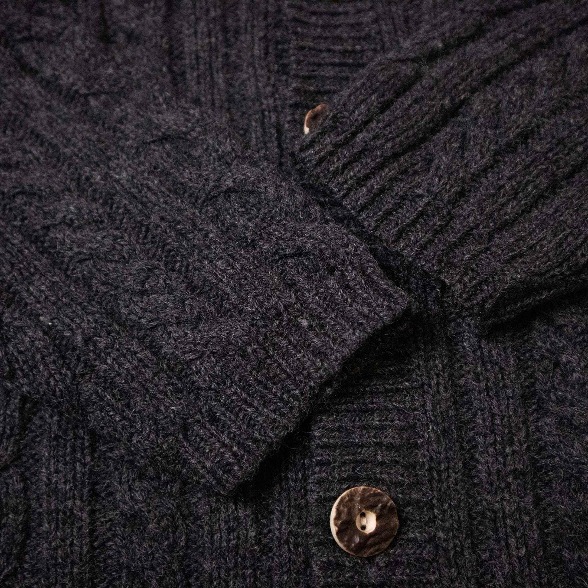 Vintage 100% wool cardigan - Size L/XL