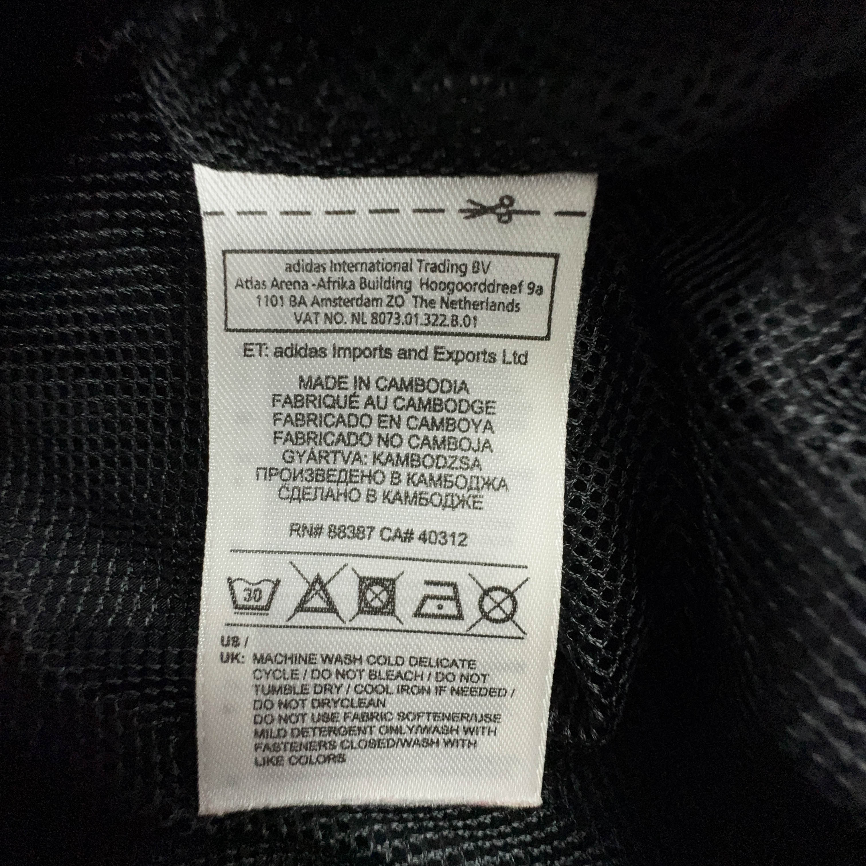 Giacca a vento Adidas Vintage nera con zip anni 2000 - Taglia D9 F198 uomo
