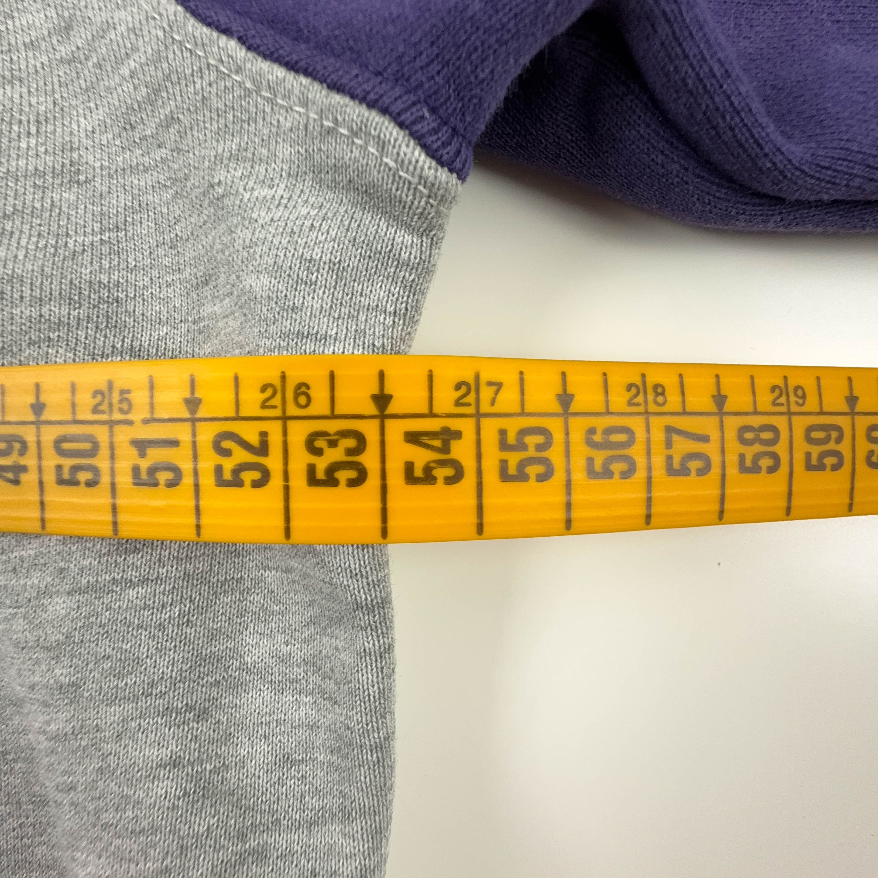 Felpa Nike Vintage grigia e viola con zip e cappuccio anni 2000 - Taglia S/M uomo