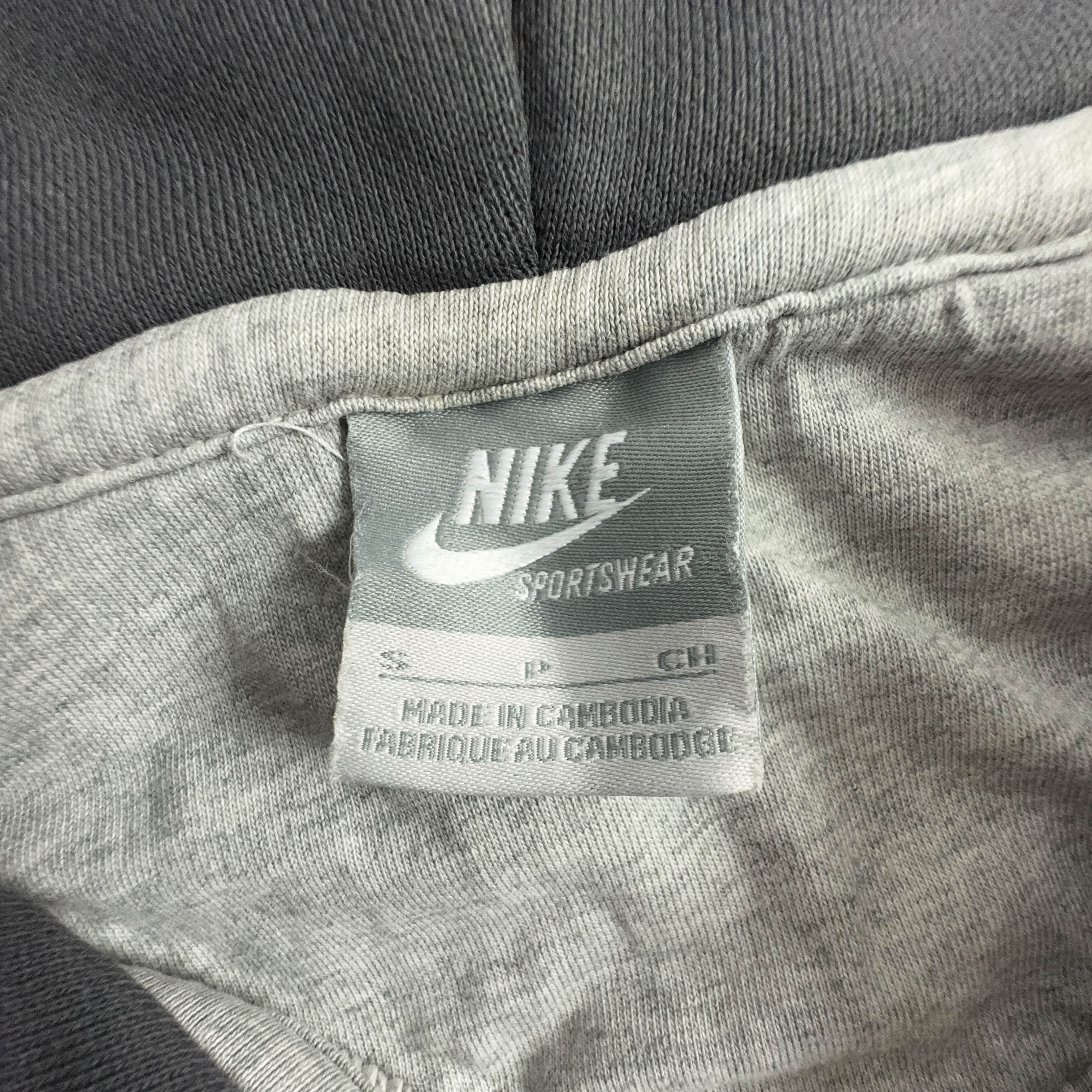 Felpa Nike Vintage grigia e viola con zip e cappuccio anni 2000 - Taglia S/M uomo