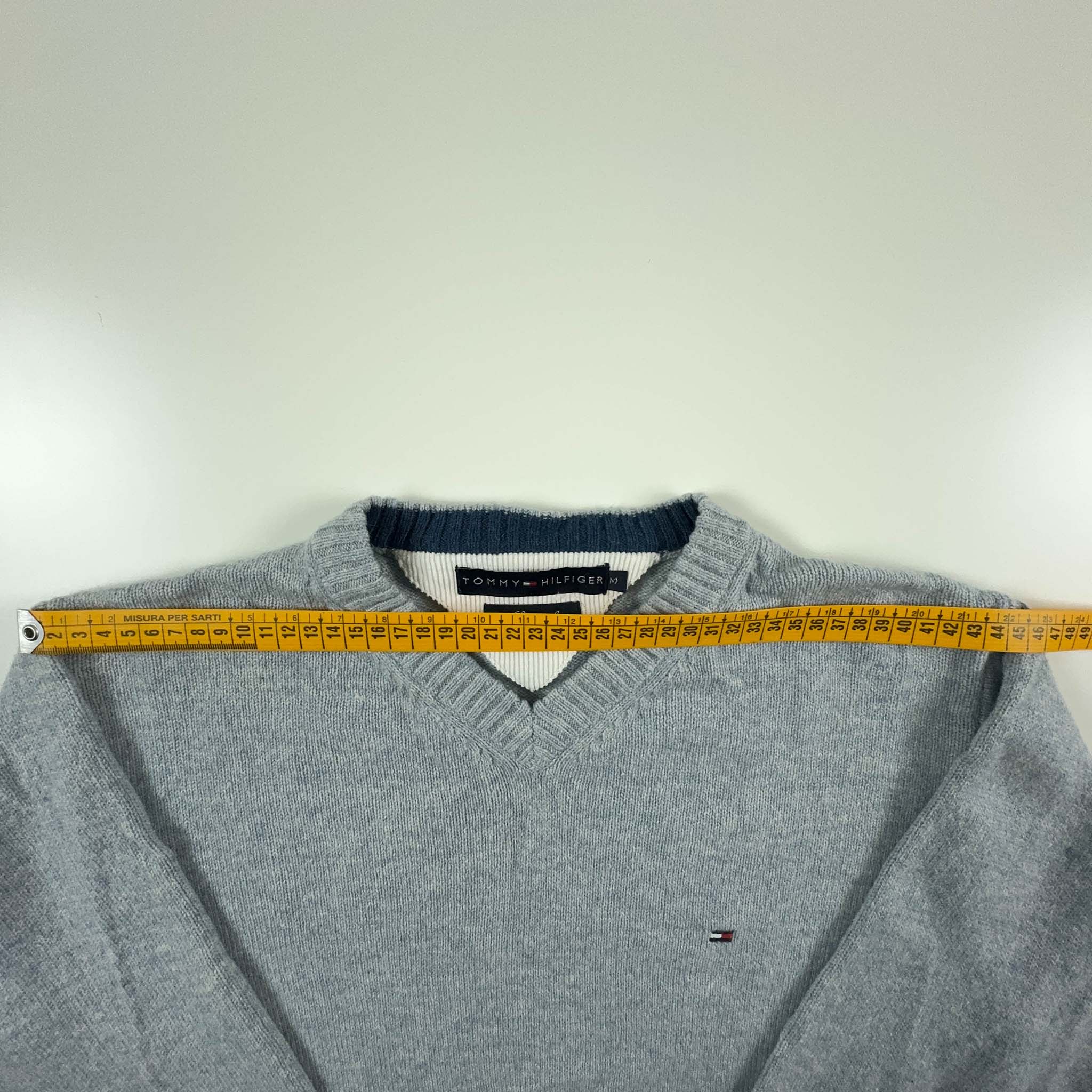 Maglione Tommy Hilfiger azzurro in lana con scollo a V - Taglia M/L uomo