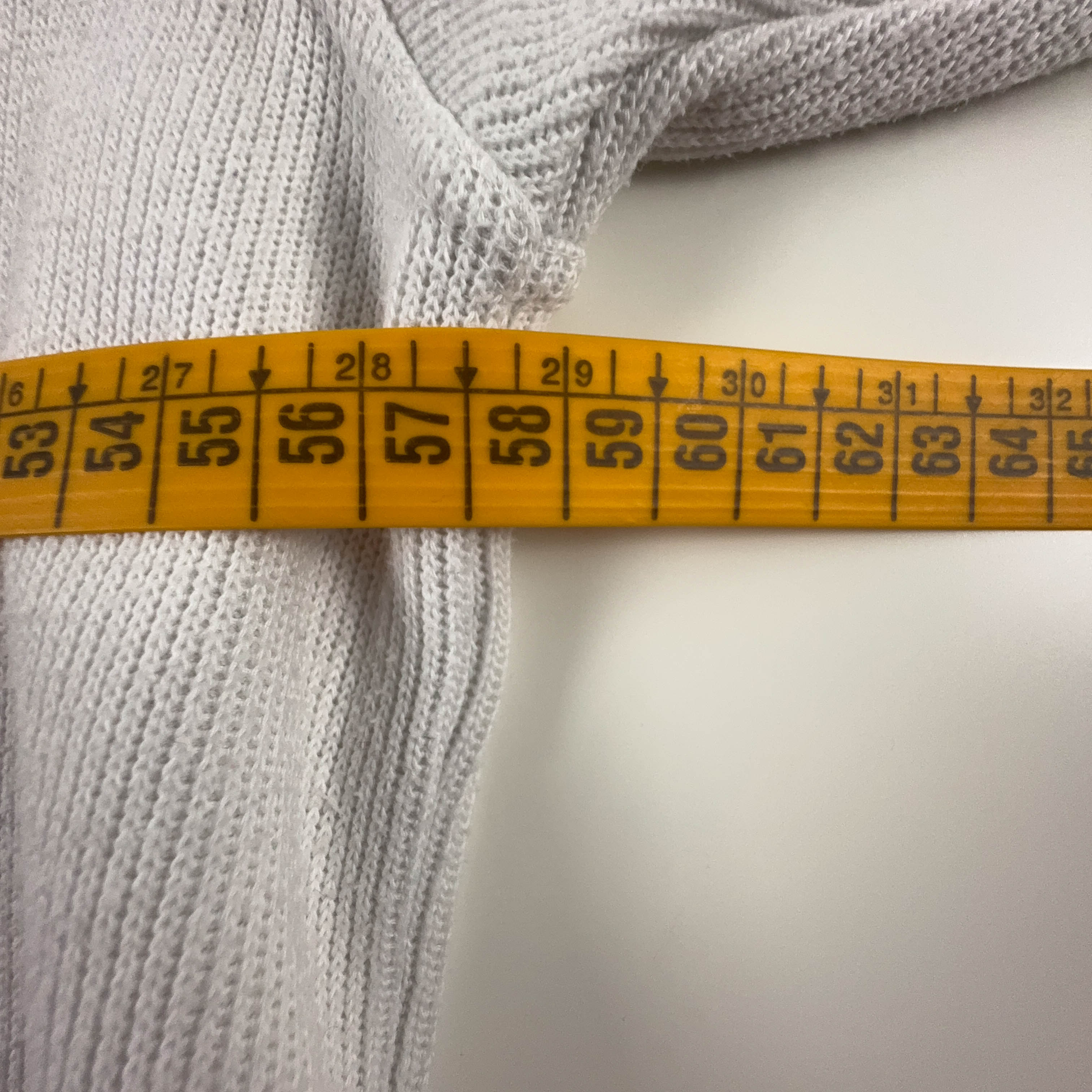 Felpa Ellesse Vintage bianca con scollo a V anni 2000 - Taglia M/L uomo