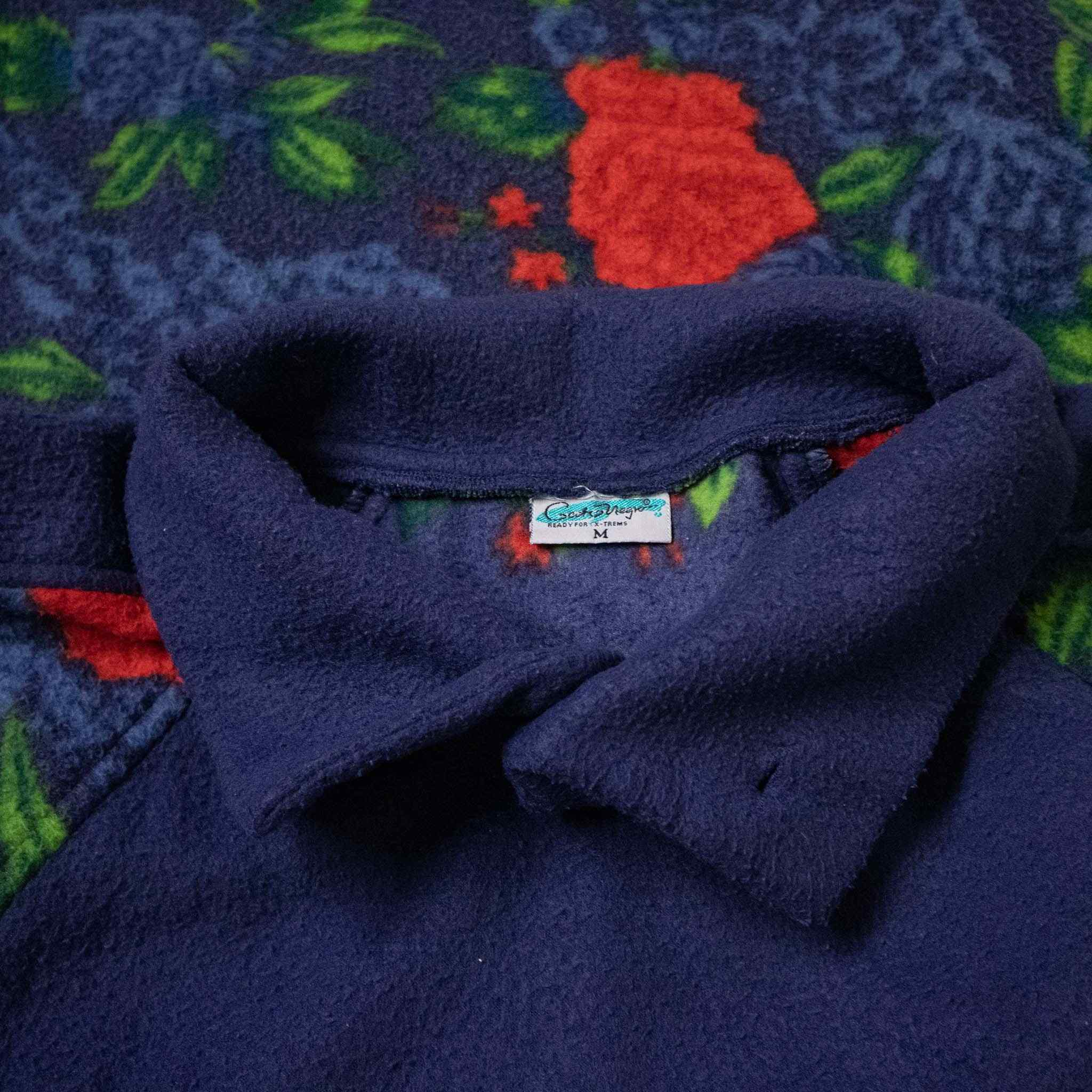 Vintage Fleece - Size M/L