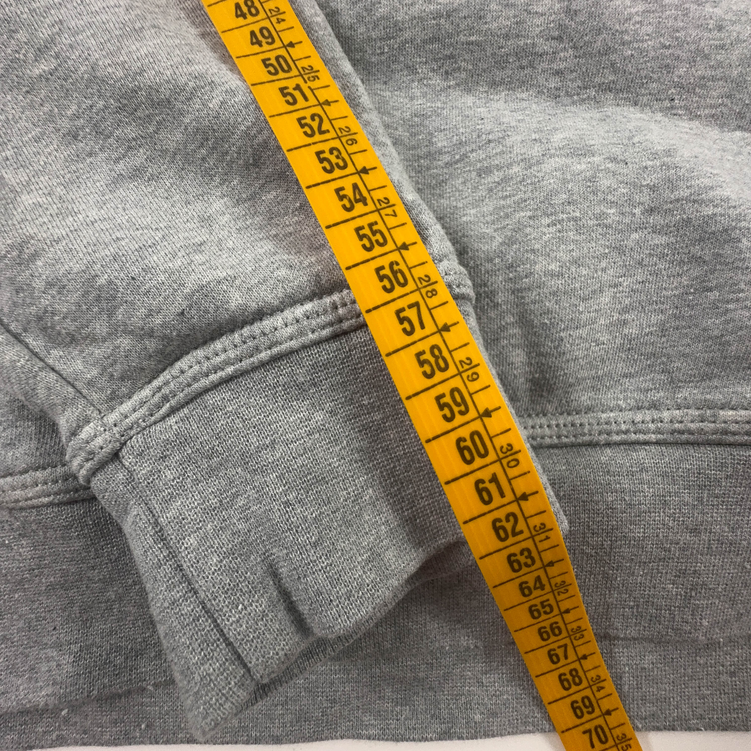 Felpa Nike grigia con cappuccio e ricamo - Taglia M/L uomo