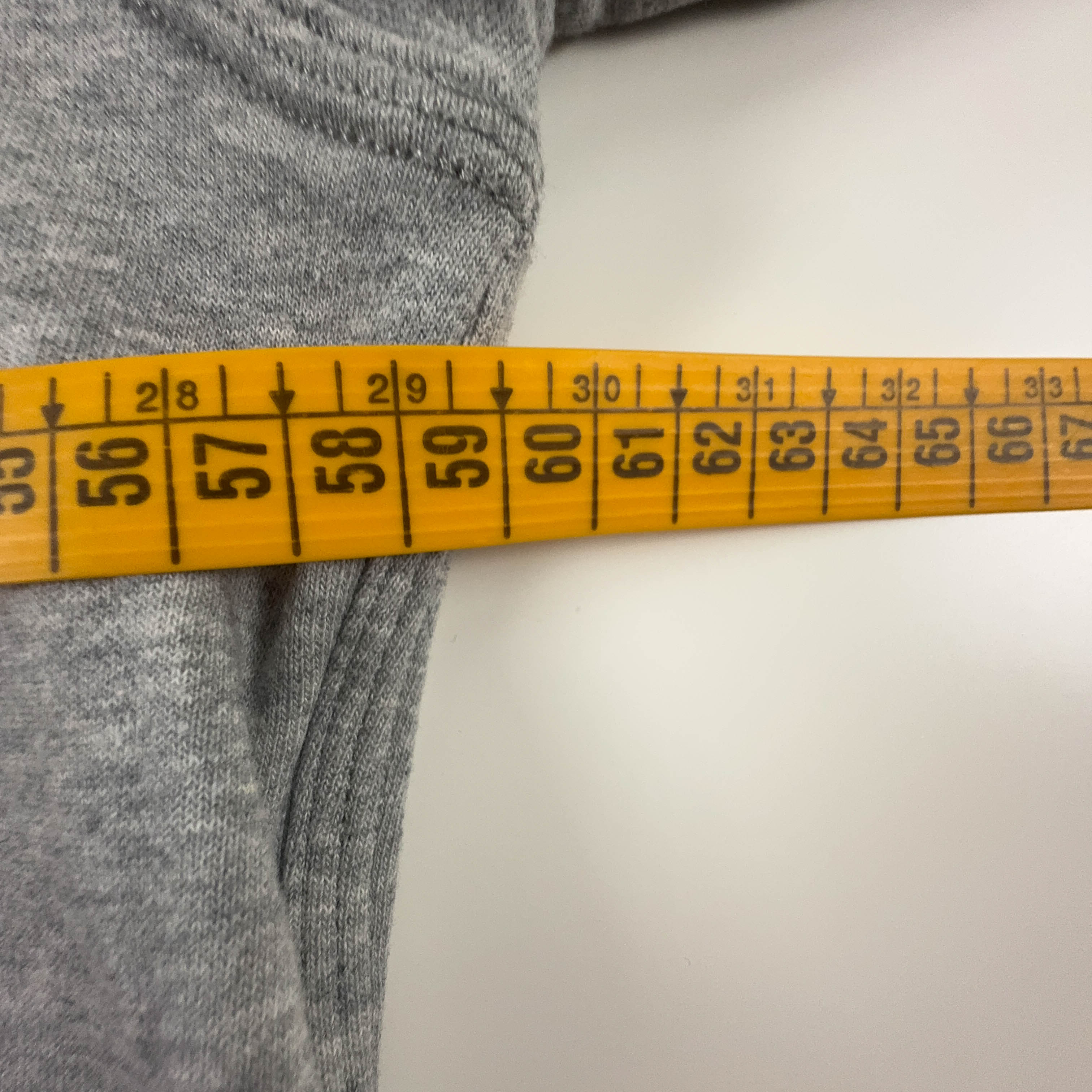 Felpa Nike grigia con cappuccio e ricamo - Taglia M/L uomo