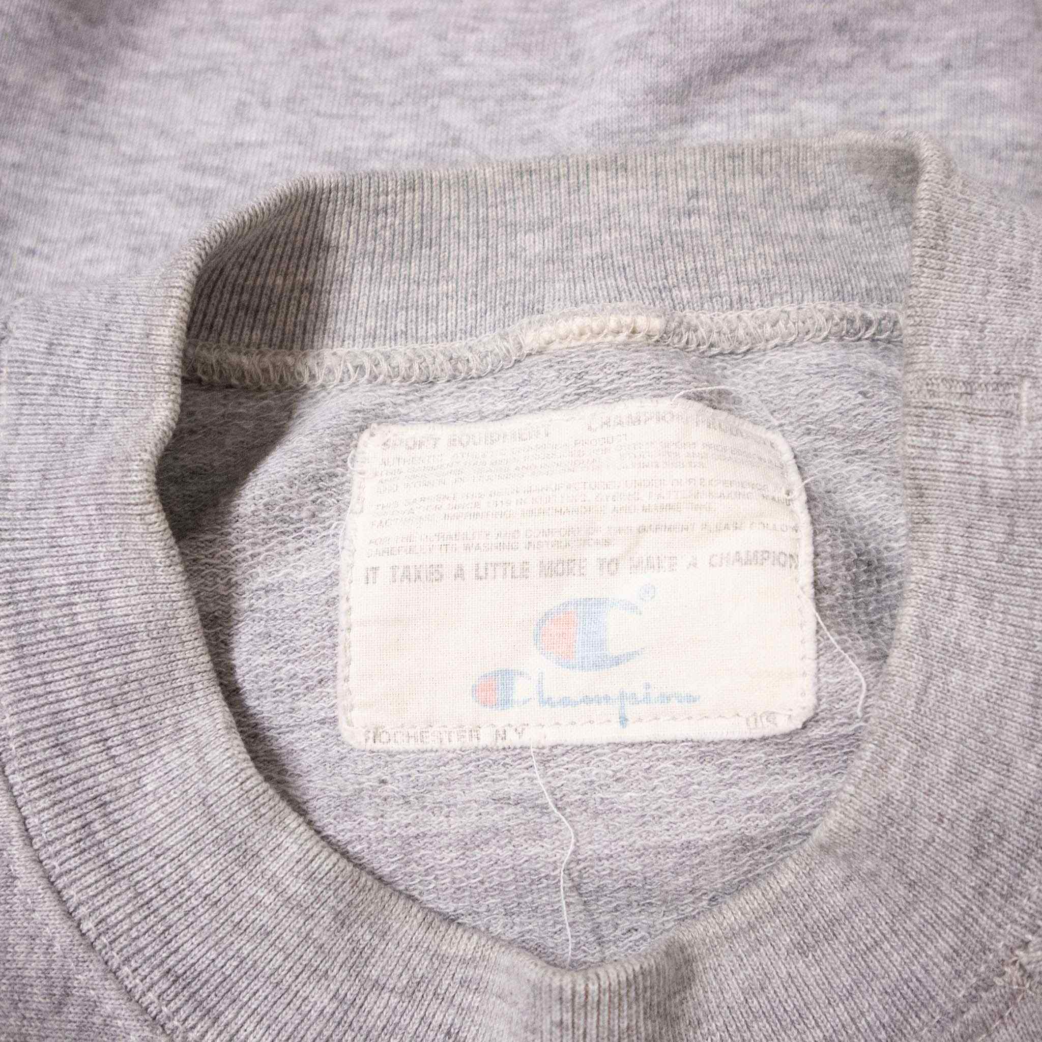 Champion Vintage T shirt - Size M/L