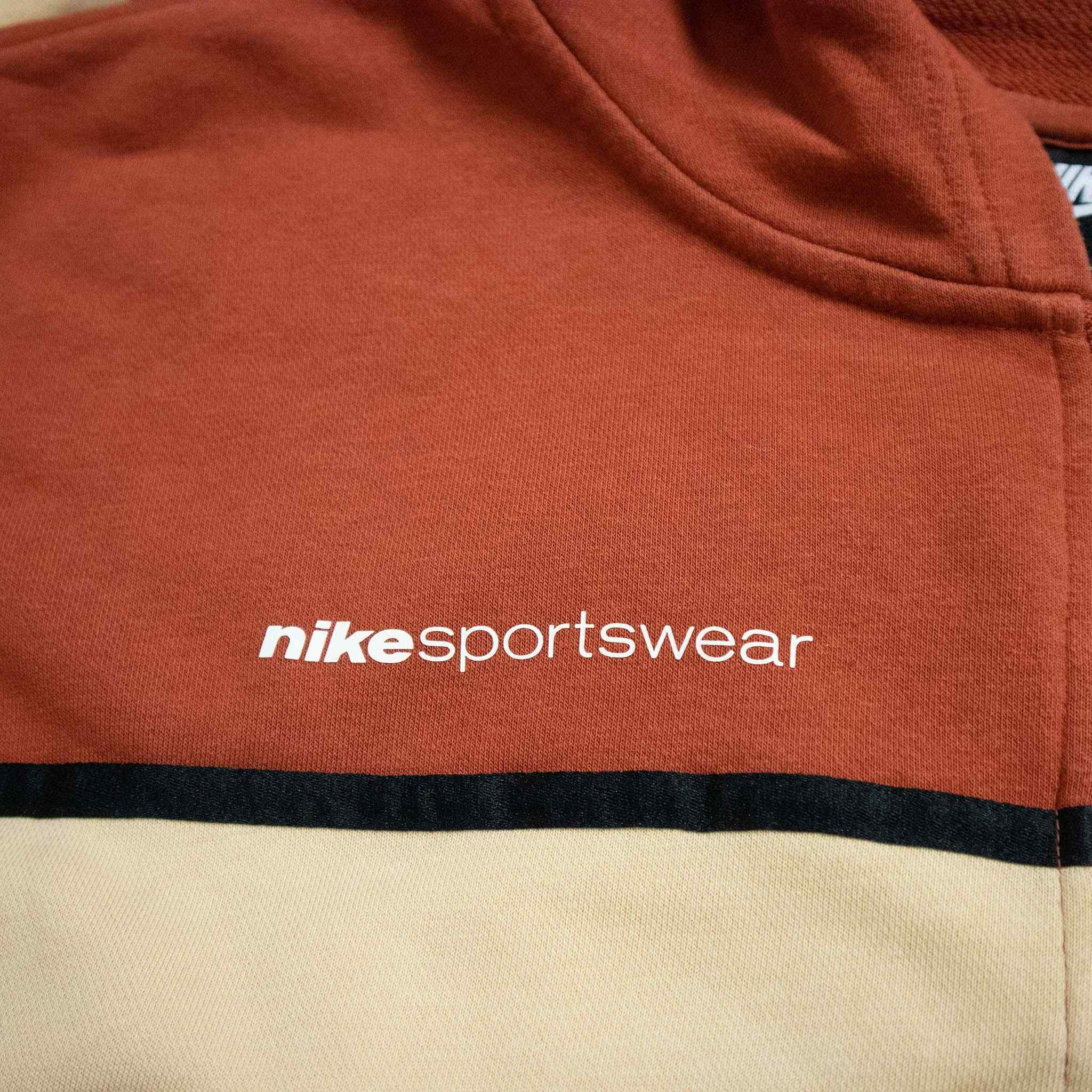 Nike Sweatshirt - Size S