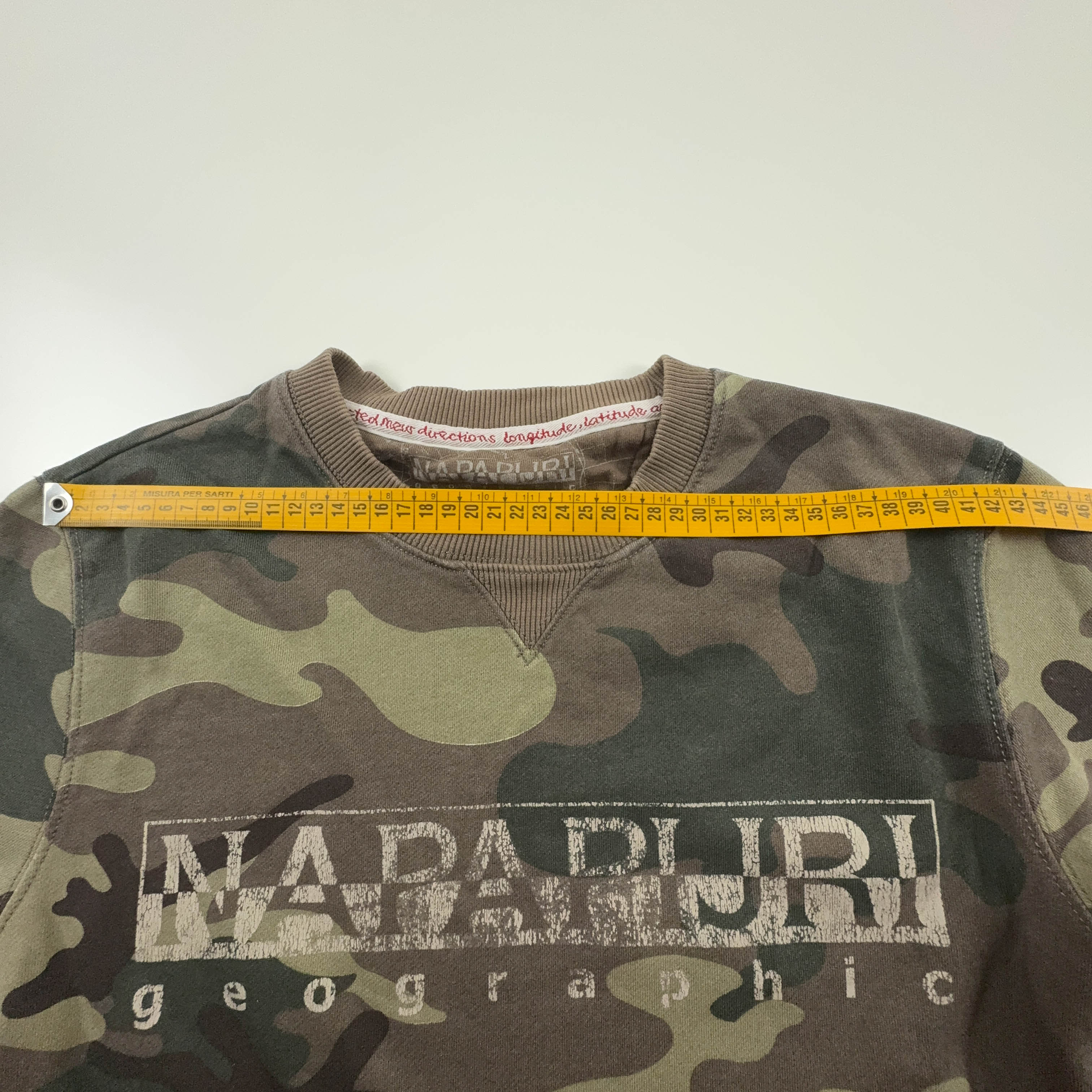 Felpa Napapijri marrone e verde a girocollo con fantasia militare - Taglia S/M uomo