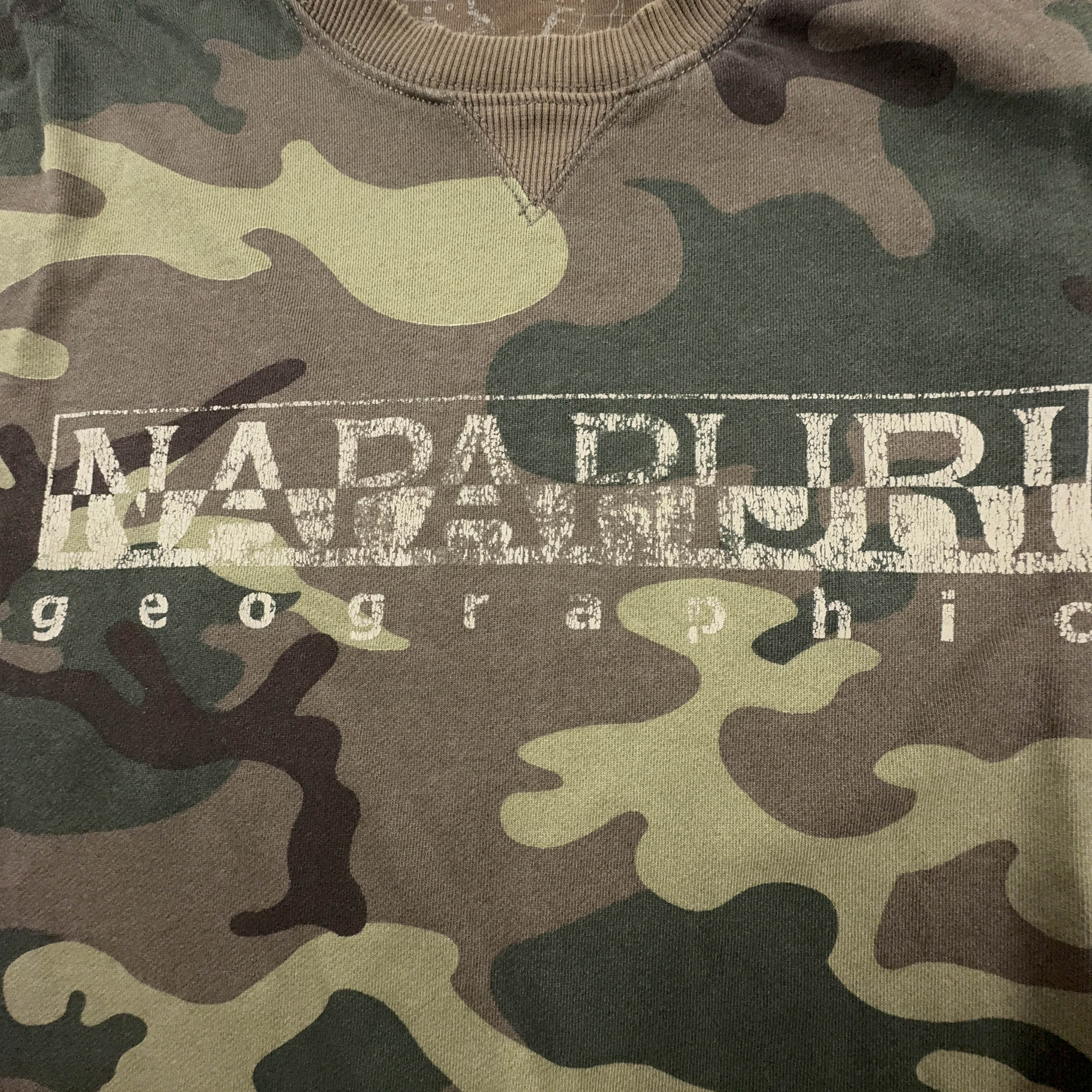 Felpa Napapijri marrone e verde a girocollo con fantasia militare - Taglia S/M uomo