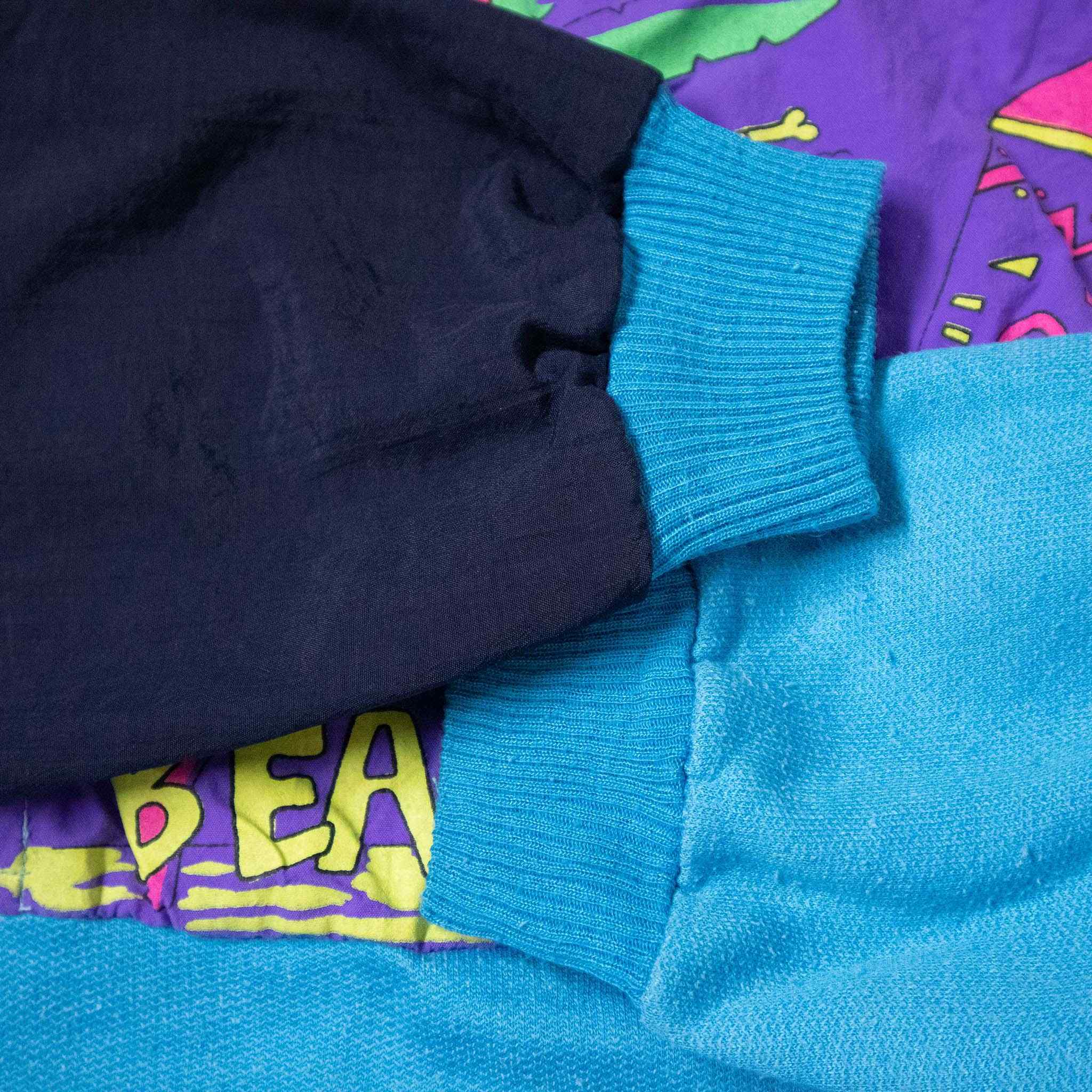 Vintage Sweatshirt - Size L