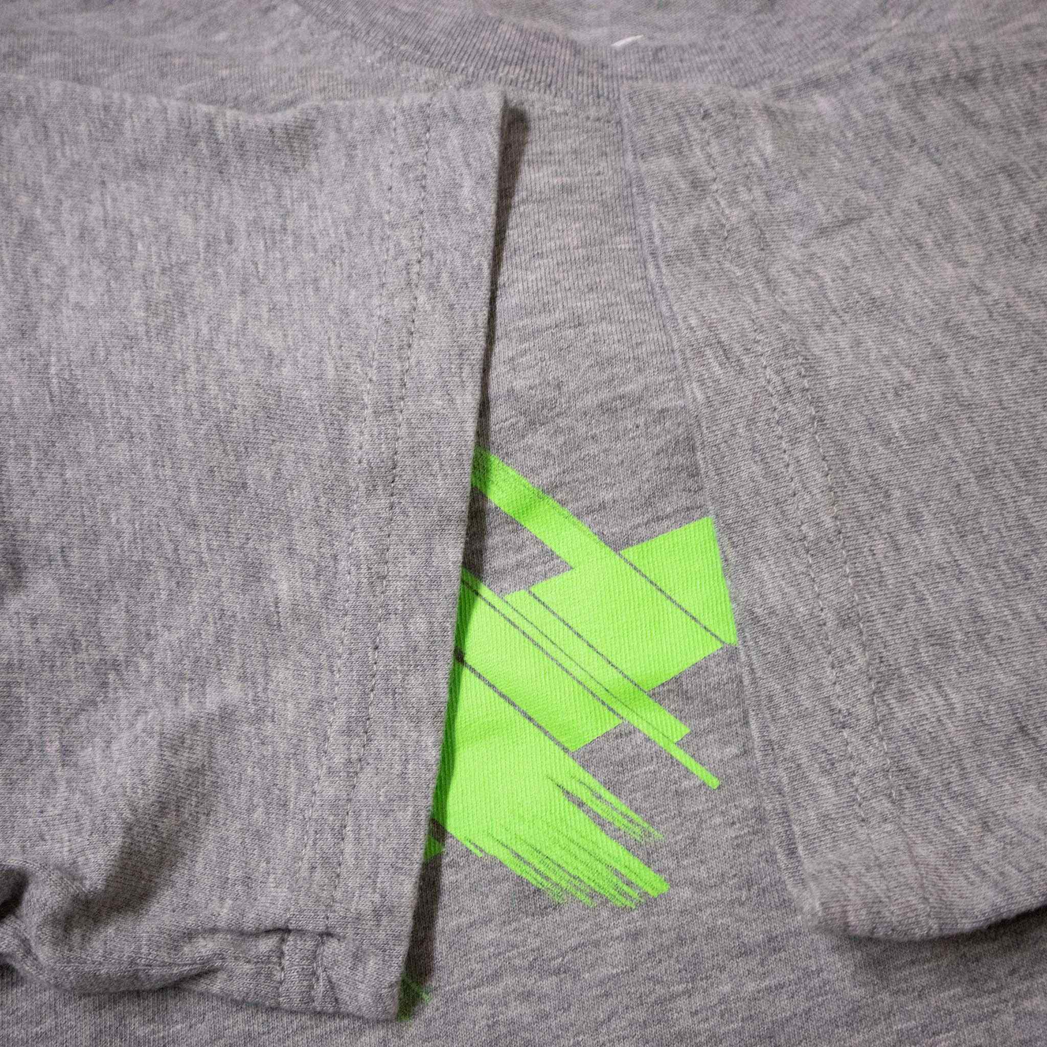 Nike T-Shirt - Size M