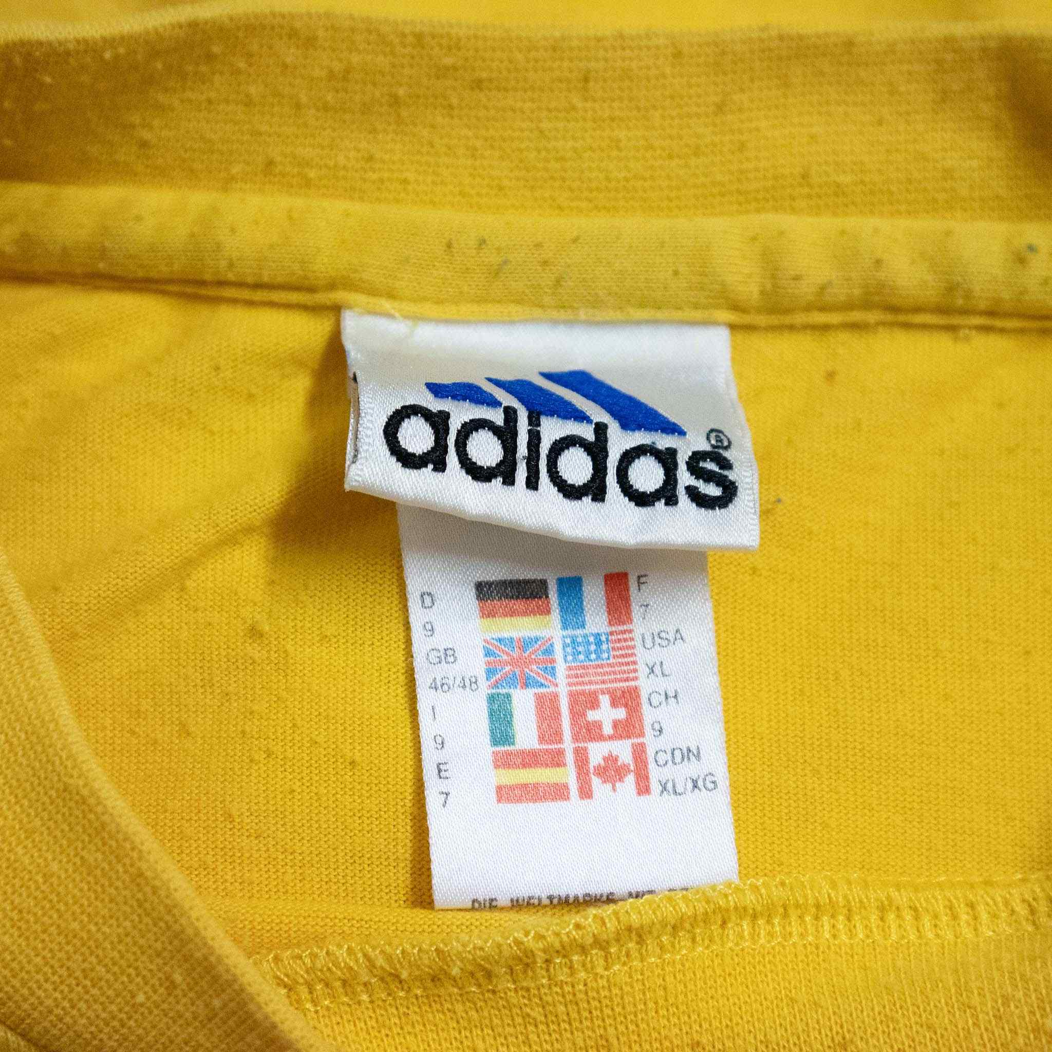 Adidas Vintage 00 T shirt - Size XXL