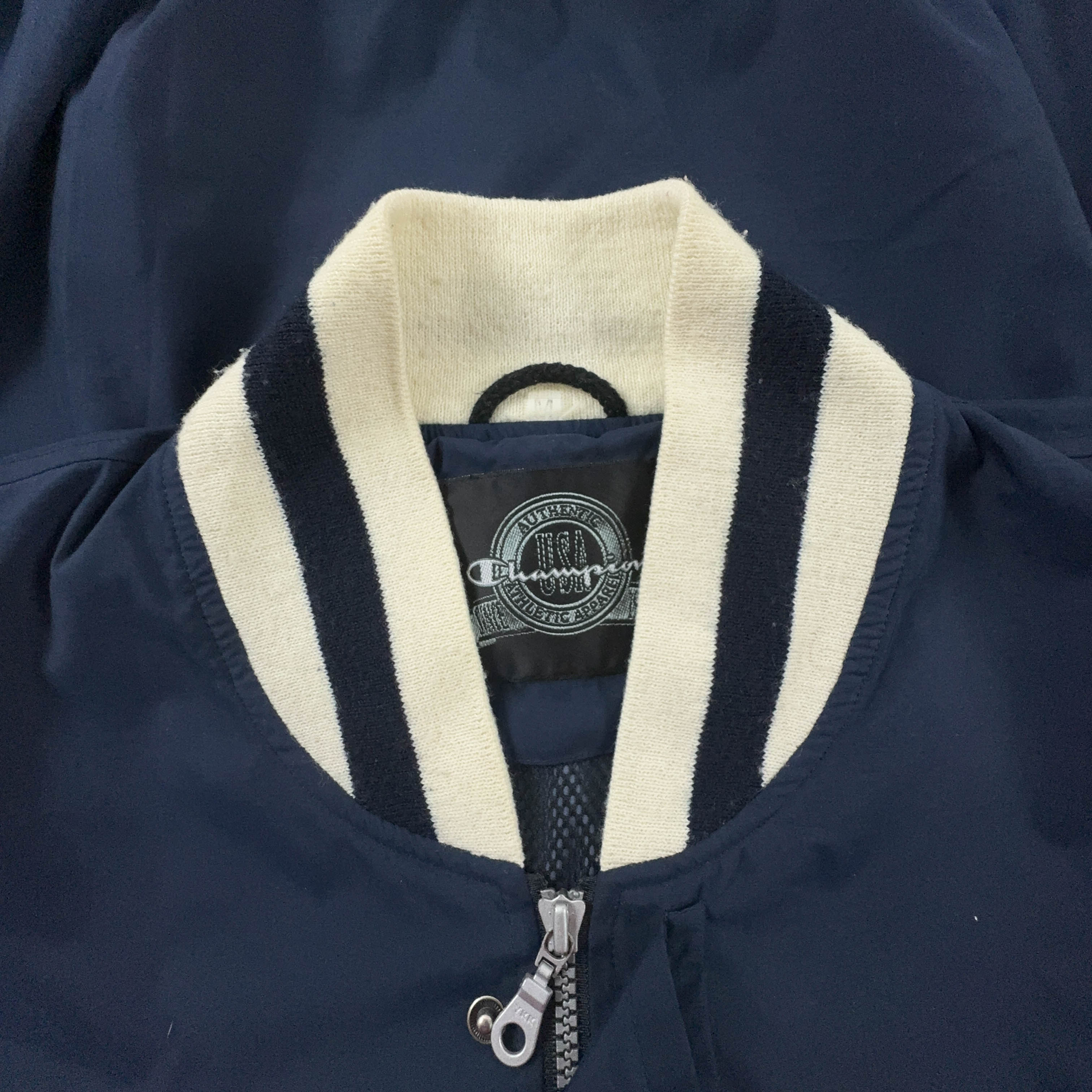 Giacca a vento Champion Vintage blu scura con zip anni 90 - Taglia M/L uomo