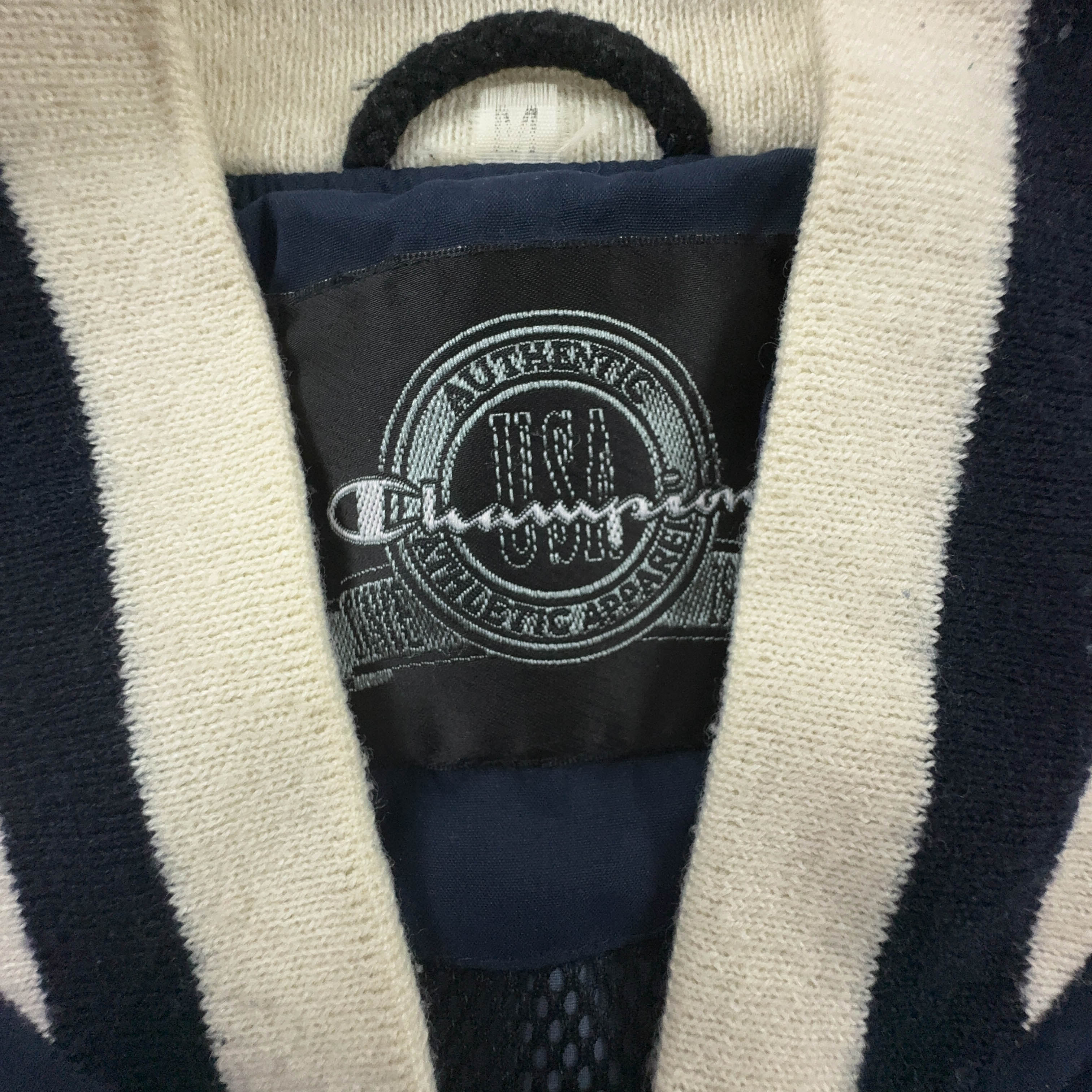 Giacca a vento Champion Vintage blu scura con zip anni 90 - Taglia M/L uomo