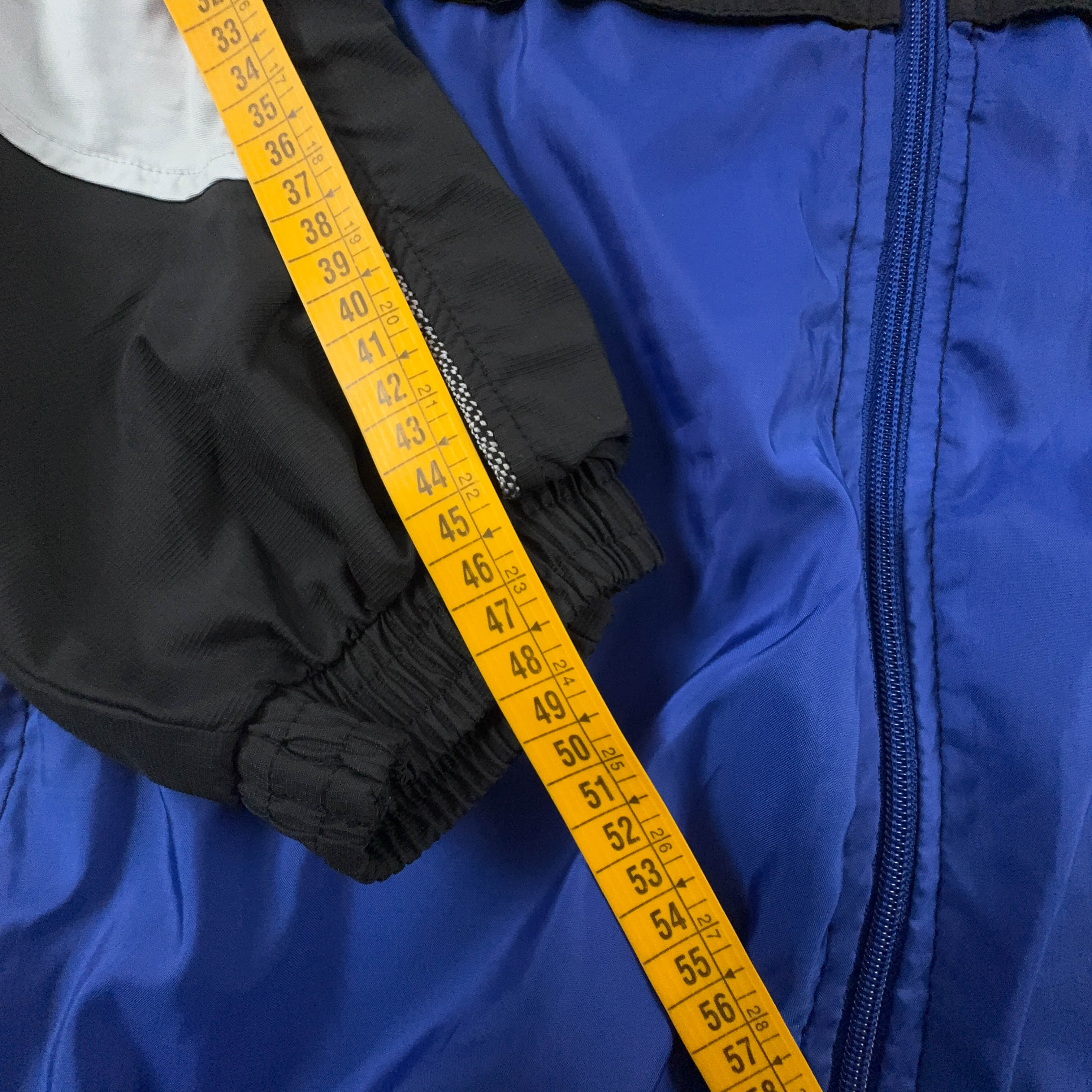 Giacca a vento Asics blu e nera con zip anni 00 - Taglia M uomo