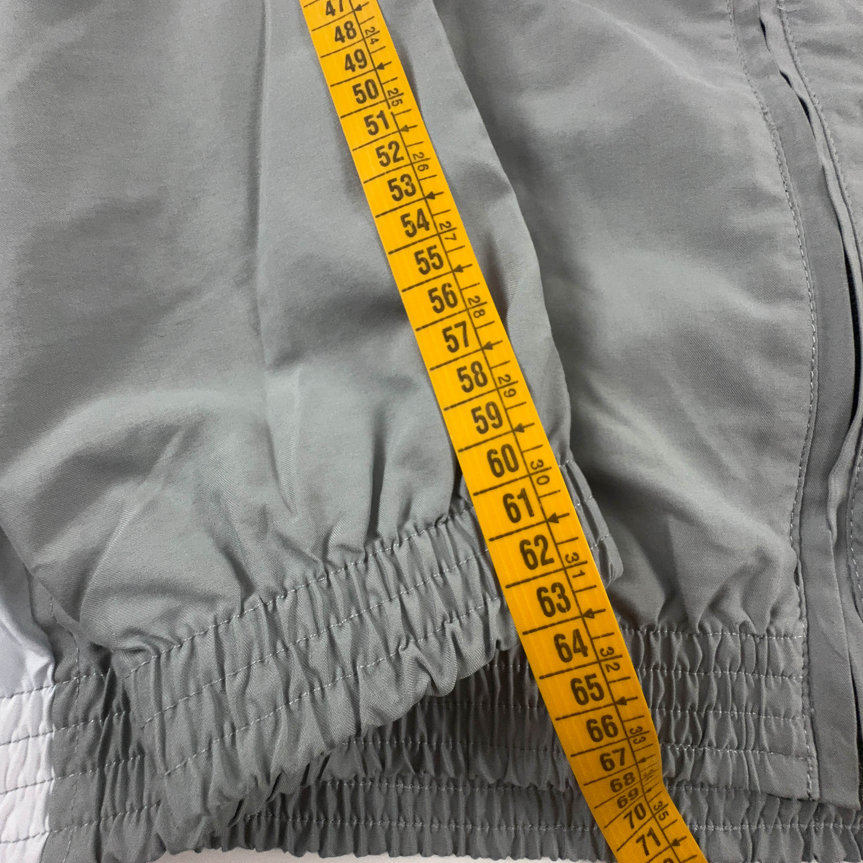 Giacca a vento Champion Vintage grigia con zip anni 90 Taglia L