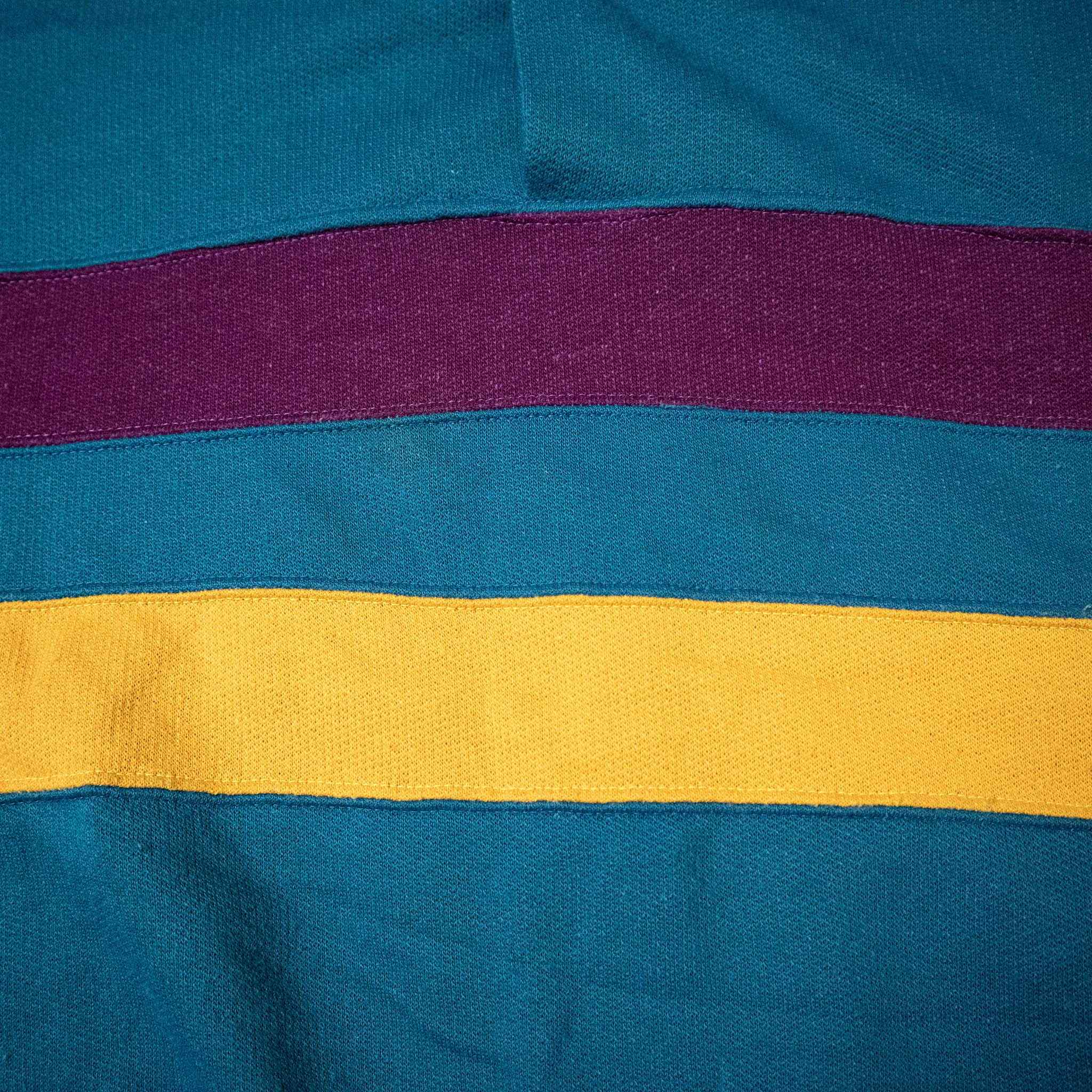 Vintage Sweatshirt - Size XL