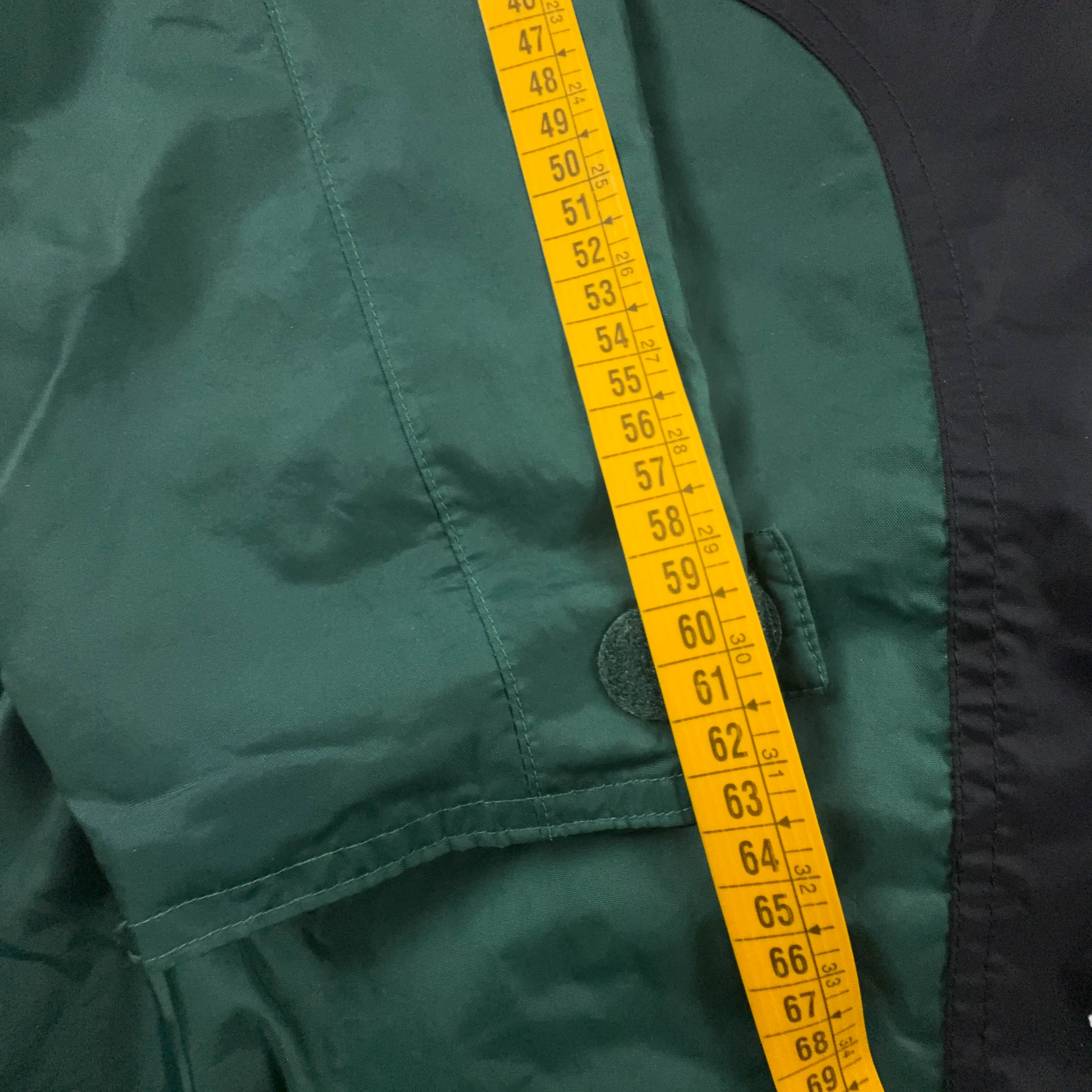 Giacca a vento Adidas Vintage nera e verde con zip anni 00 - Taglia 7 uomo