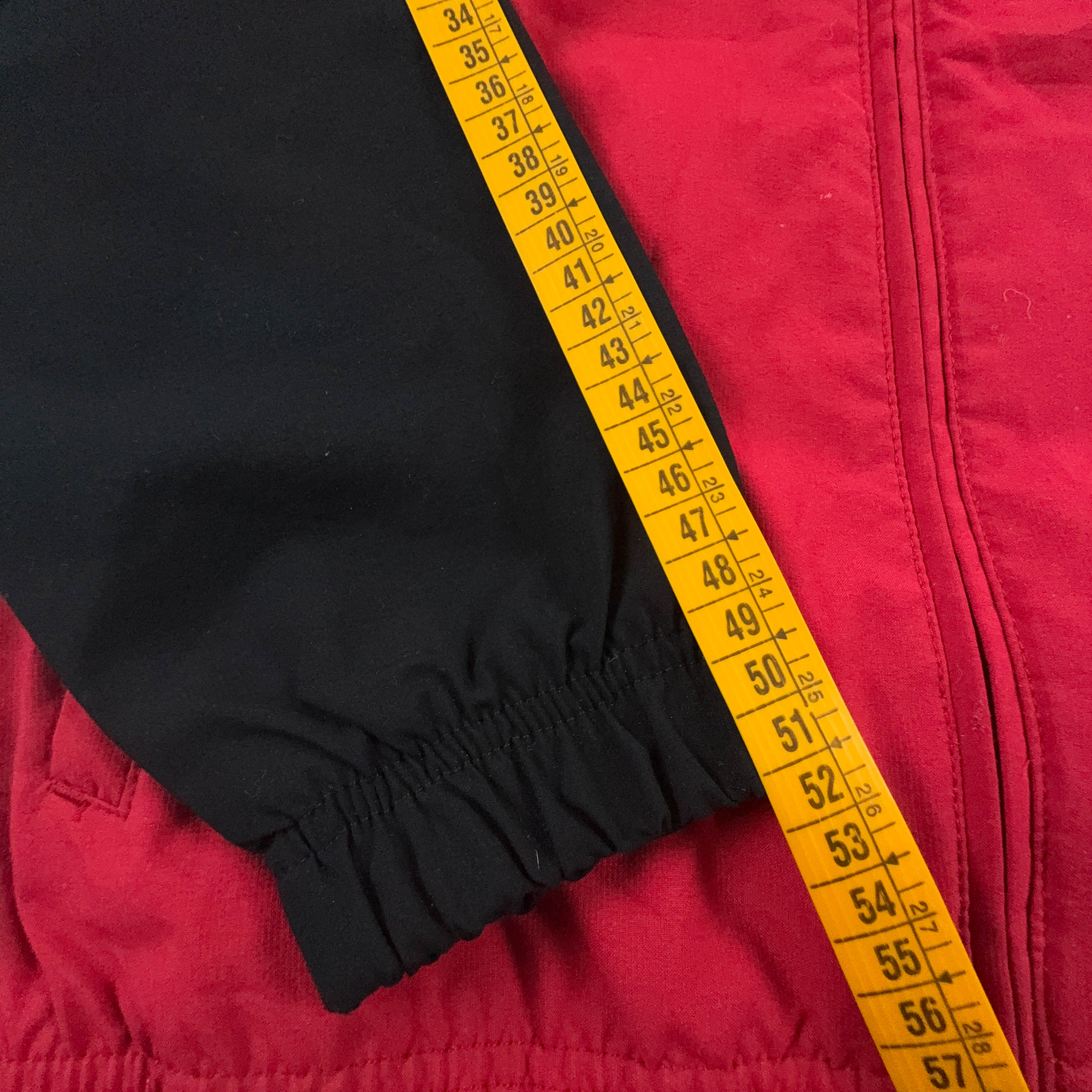 Giacca a vento Nike Vintage rossa e nera con zip anni 00 - Taglia XS uomo