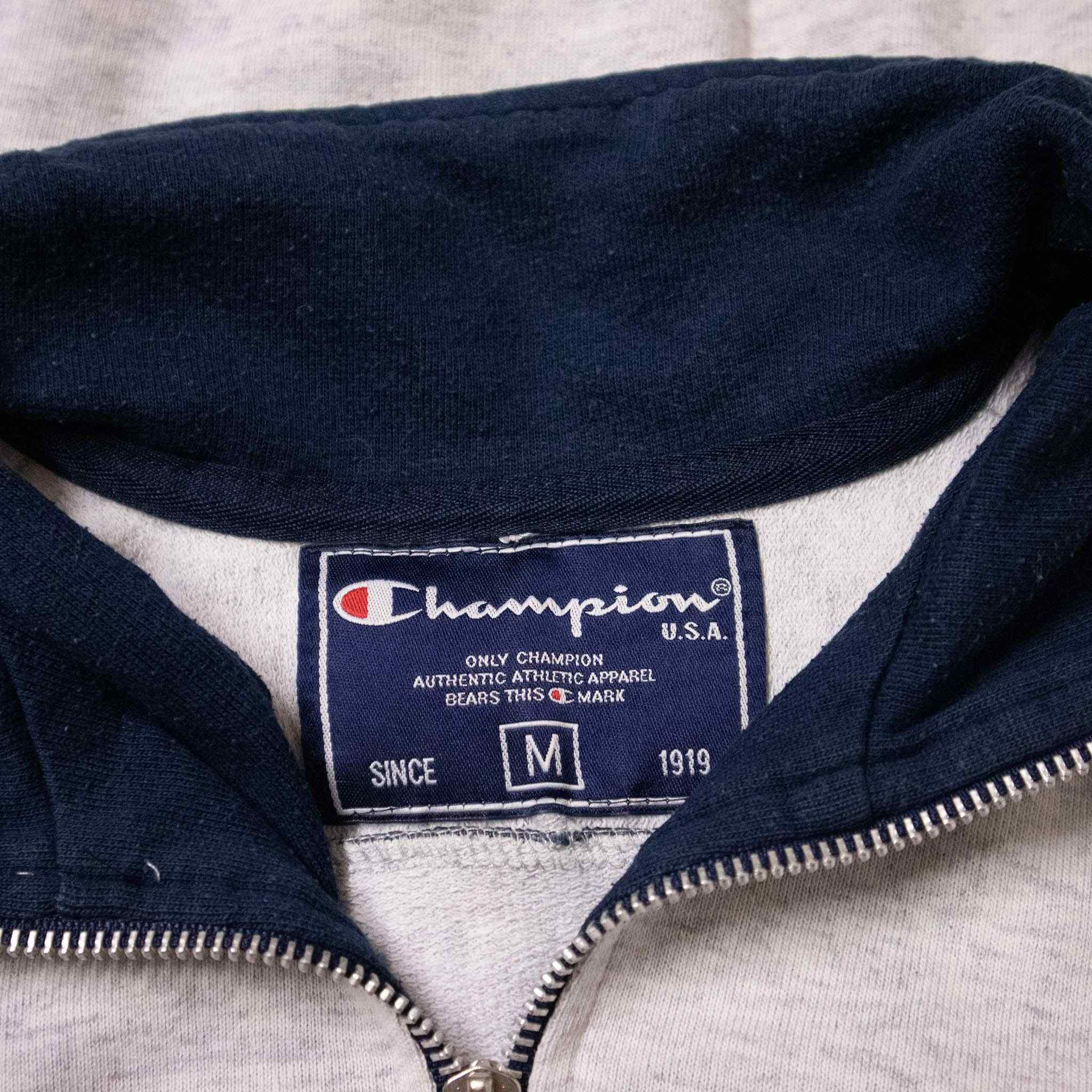 Champion Vintage sweatshirt - Size M