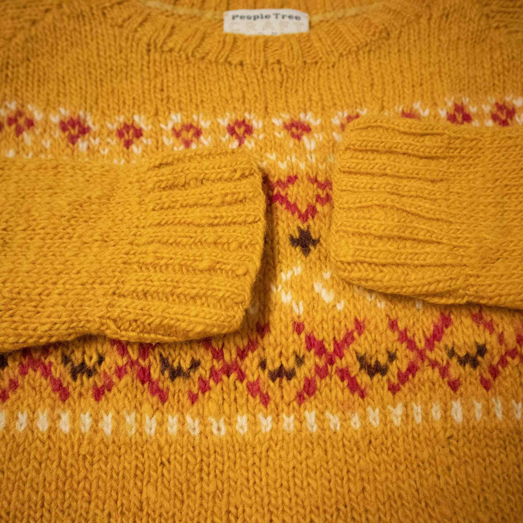 Vintage 100% wool sweater - Size M