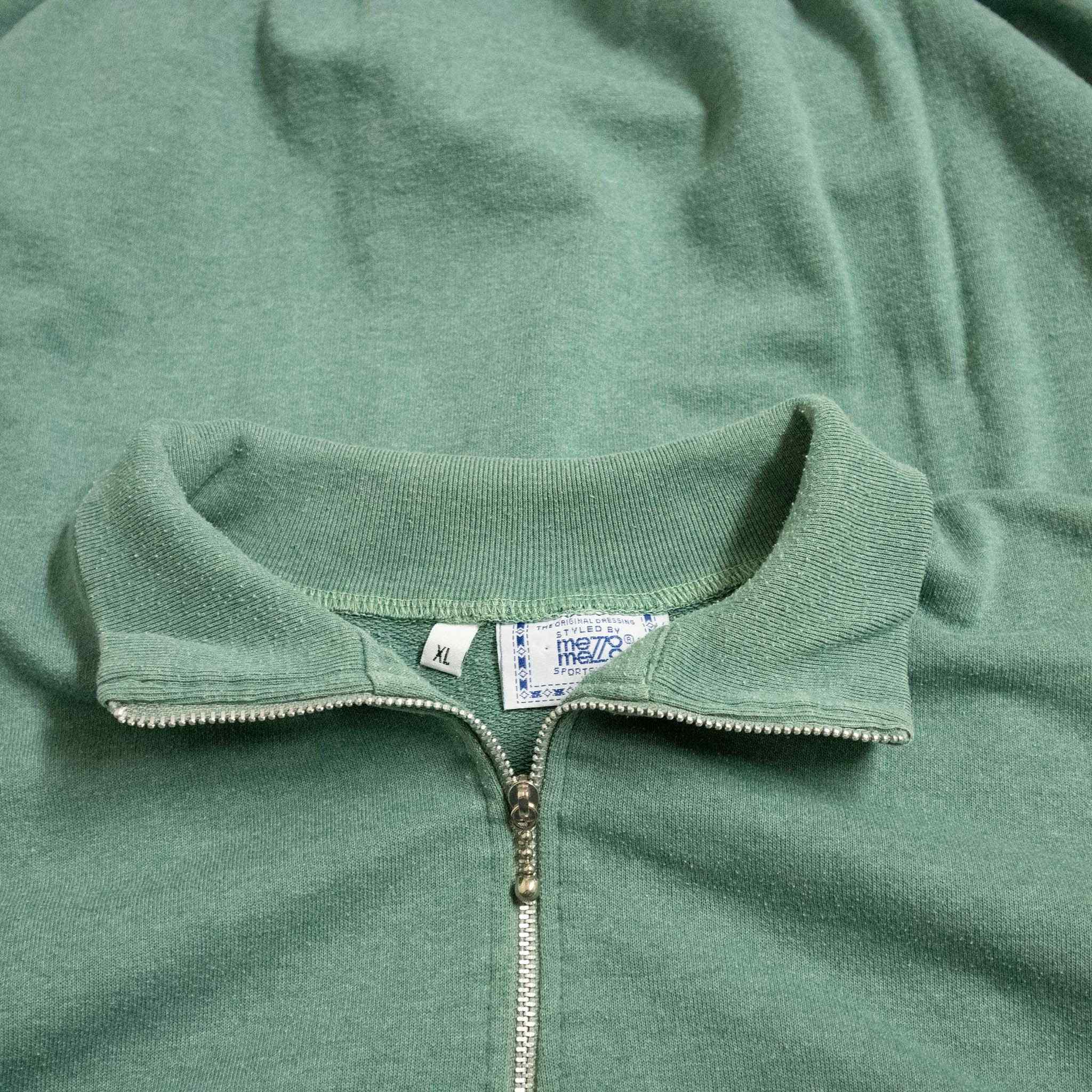 Vintage Sweatshirt - Size XL