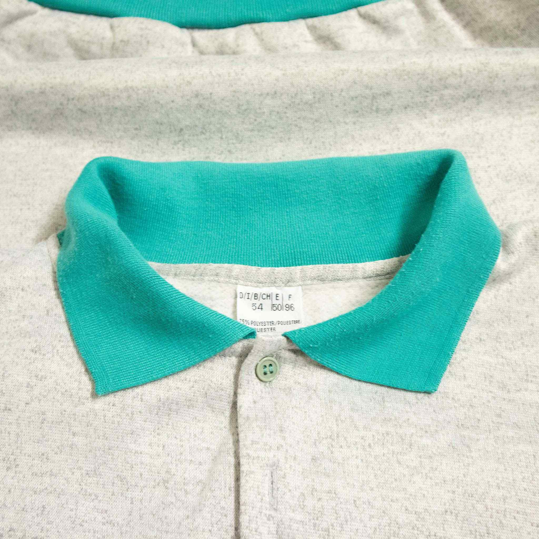 Vintage Sweatshirt - Size XL