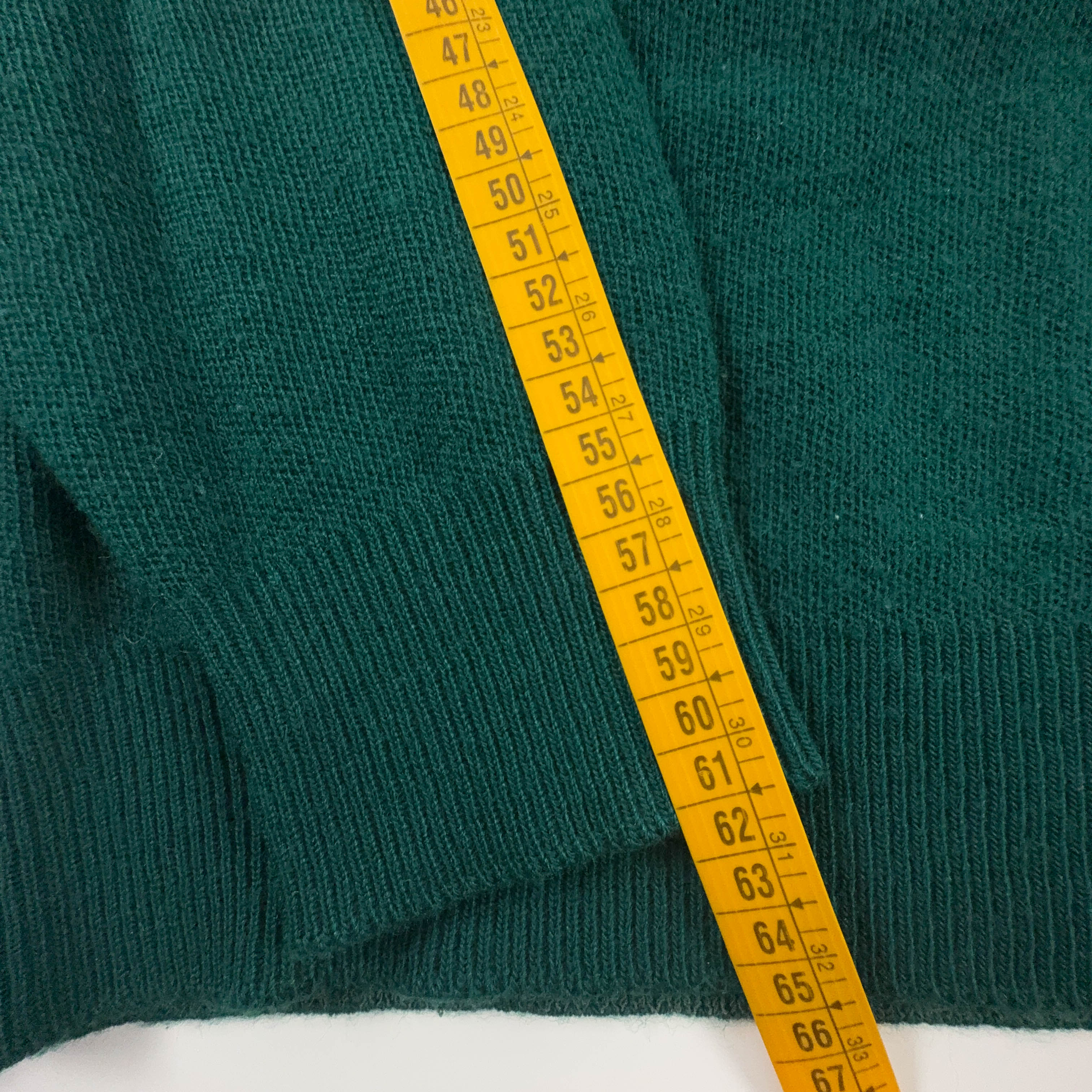 Maglione leggero Lacoste verde con scollo a v 80% lana - Taglia L uomo