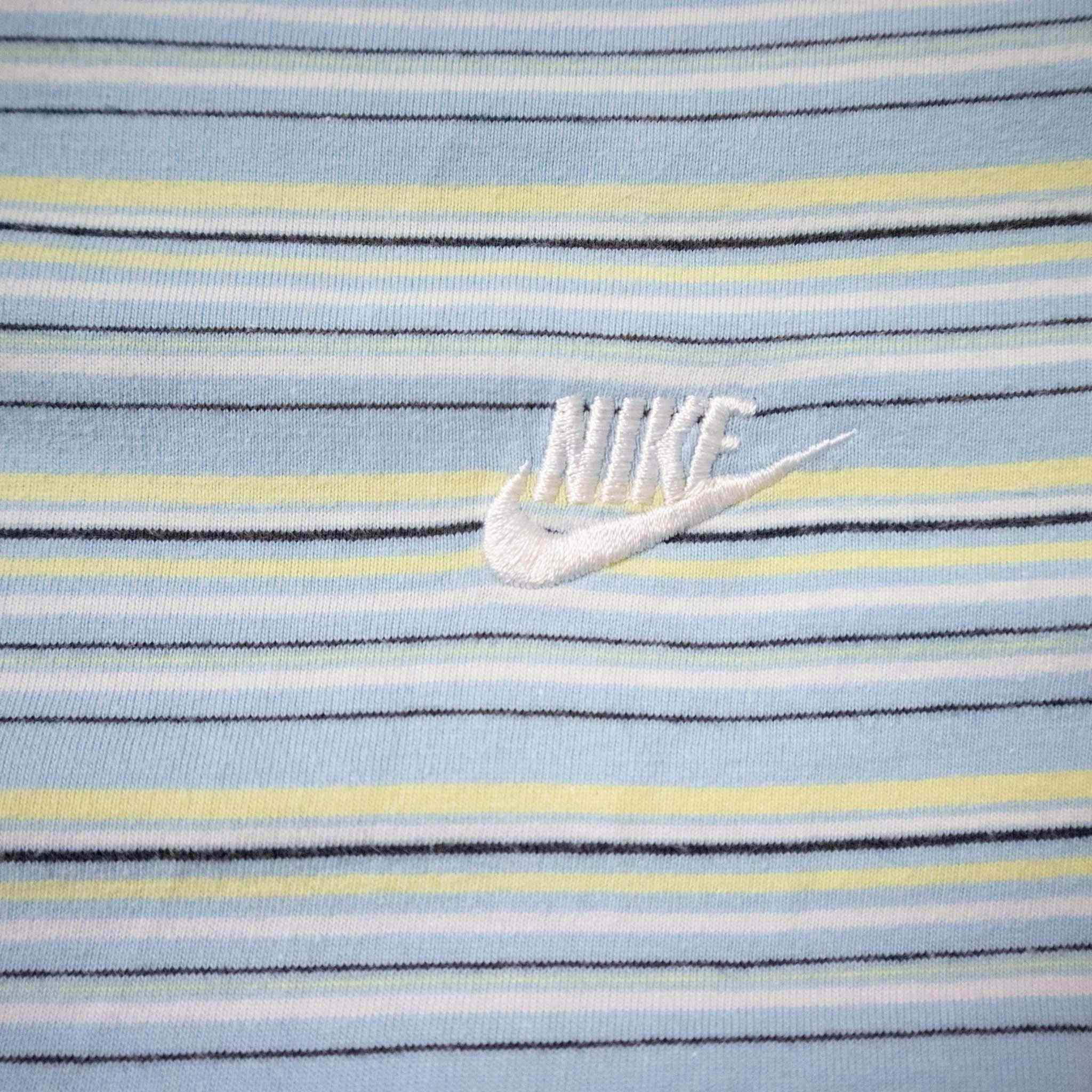 Nike Tee - Size XL