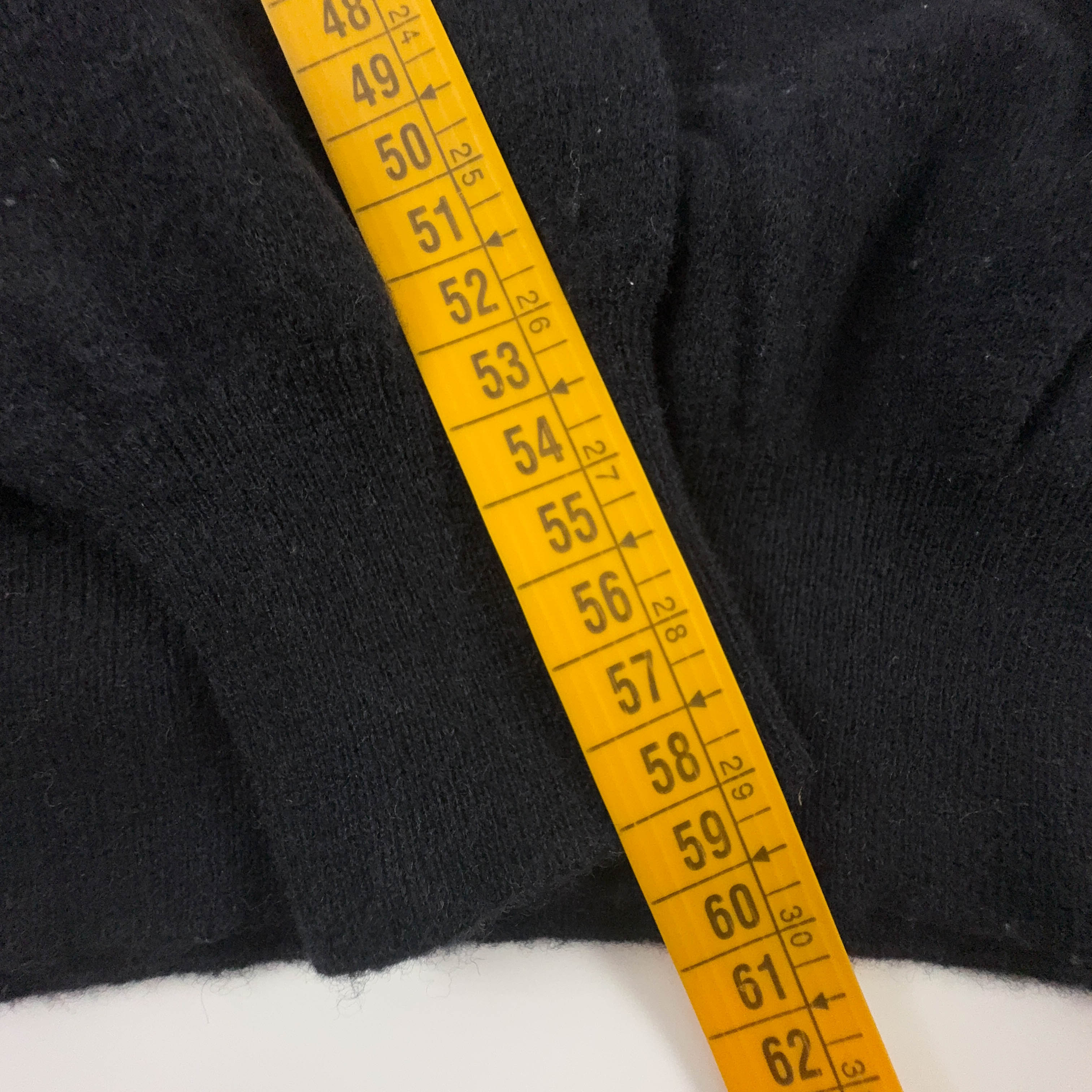 Maglione leggero Fred Perry nero con scollo a V 100% lana - Taglia XS/S uomo