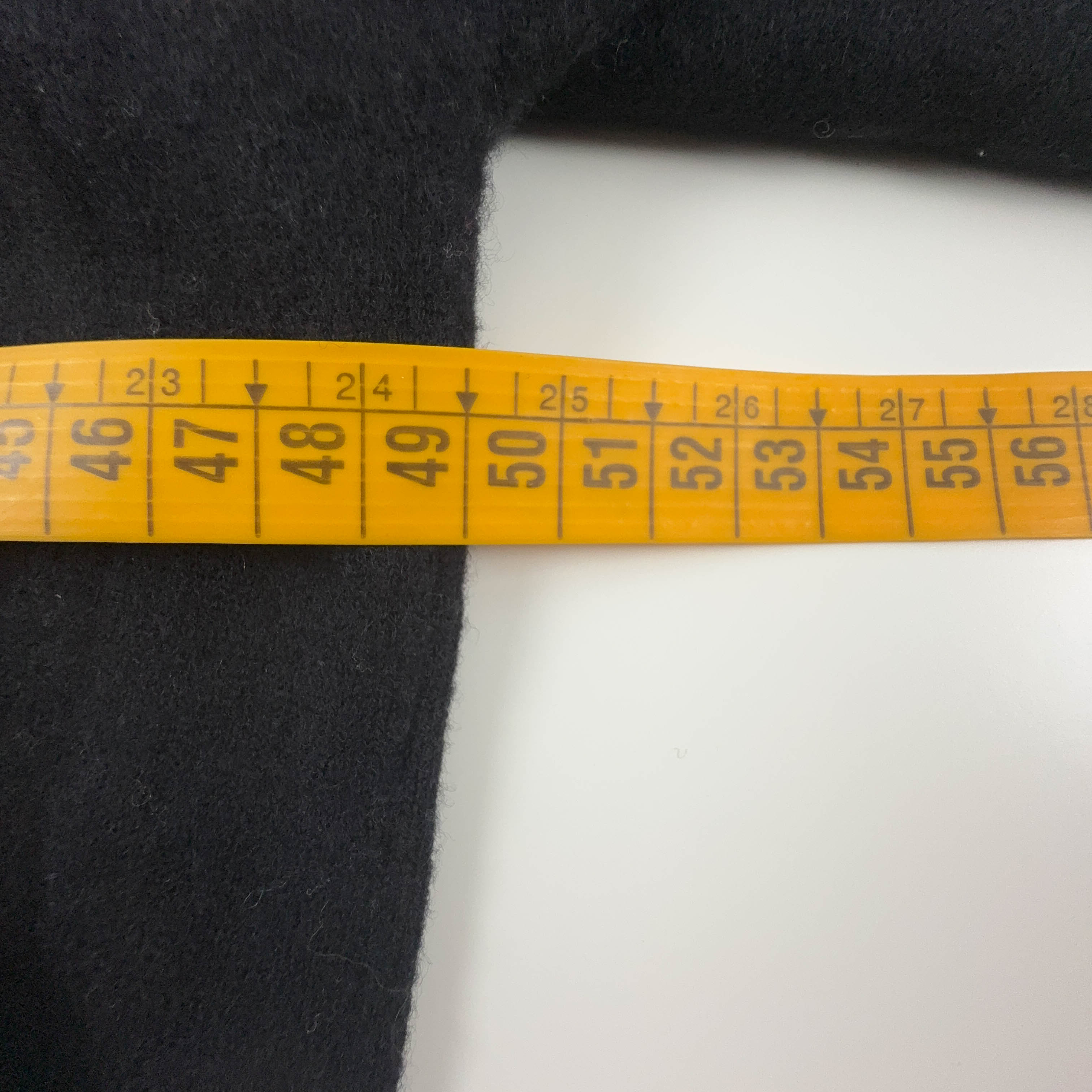 Maglione leggero Fred Perry nero con scollo a V 100% lana - Taglia XS/S uomo