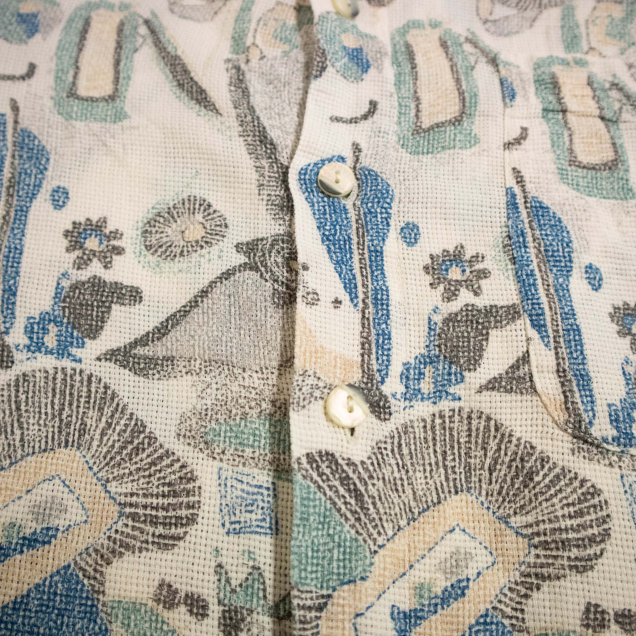 Vintage Shirt - Size M/L