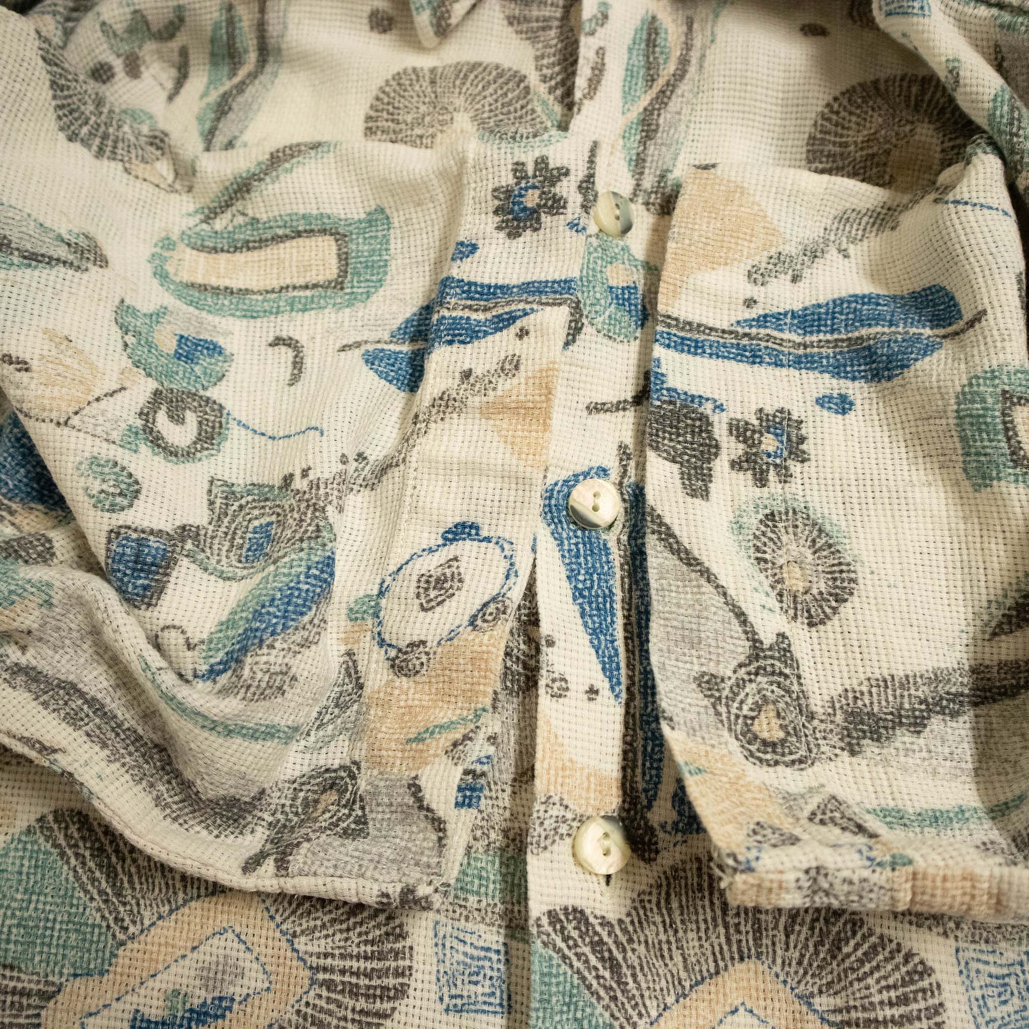 Vintage Shirt - Size M/L