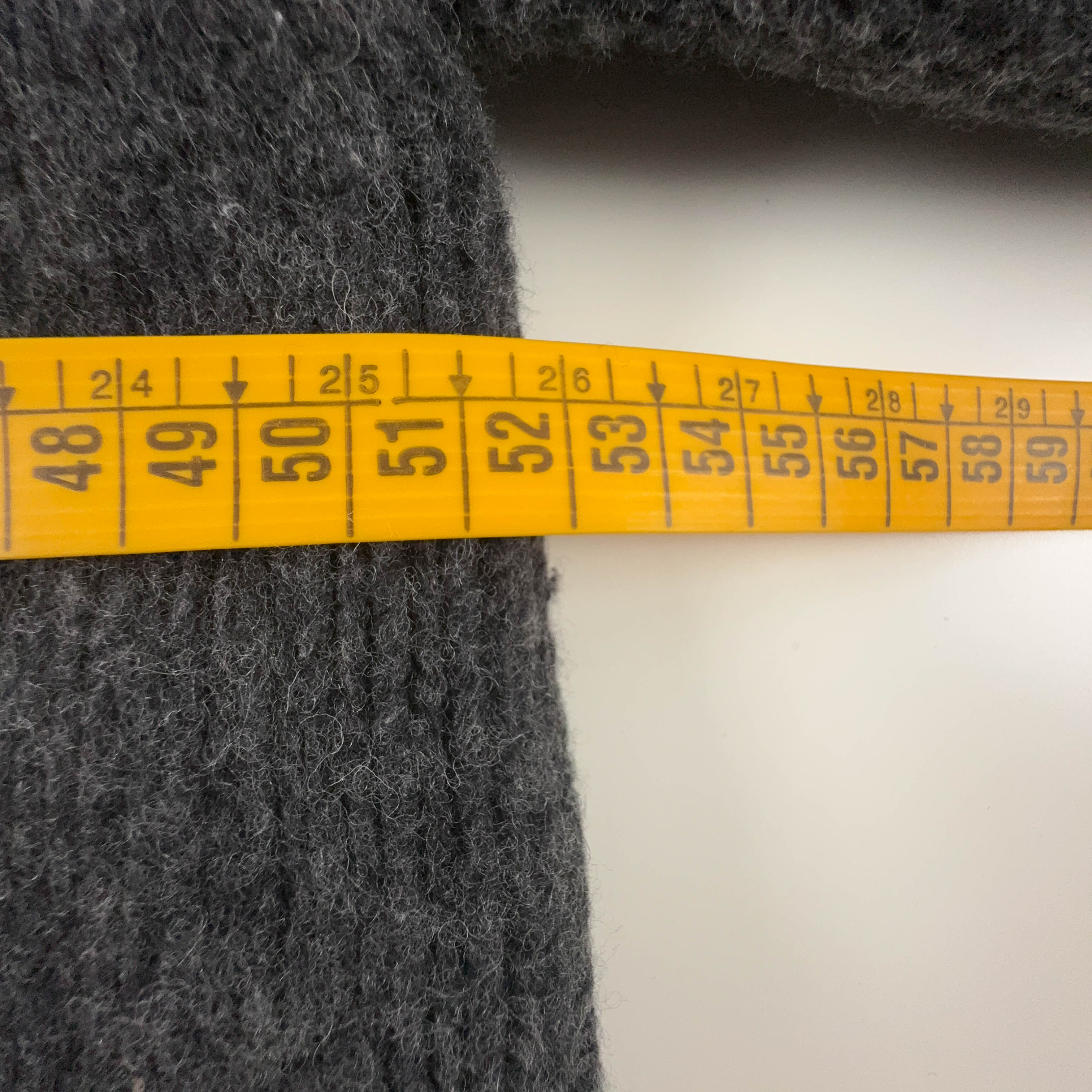 Maglione Fred Perry grigio foderato con bottoni 80% lana - Taglia L uomo