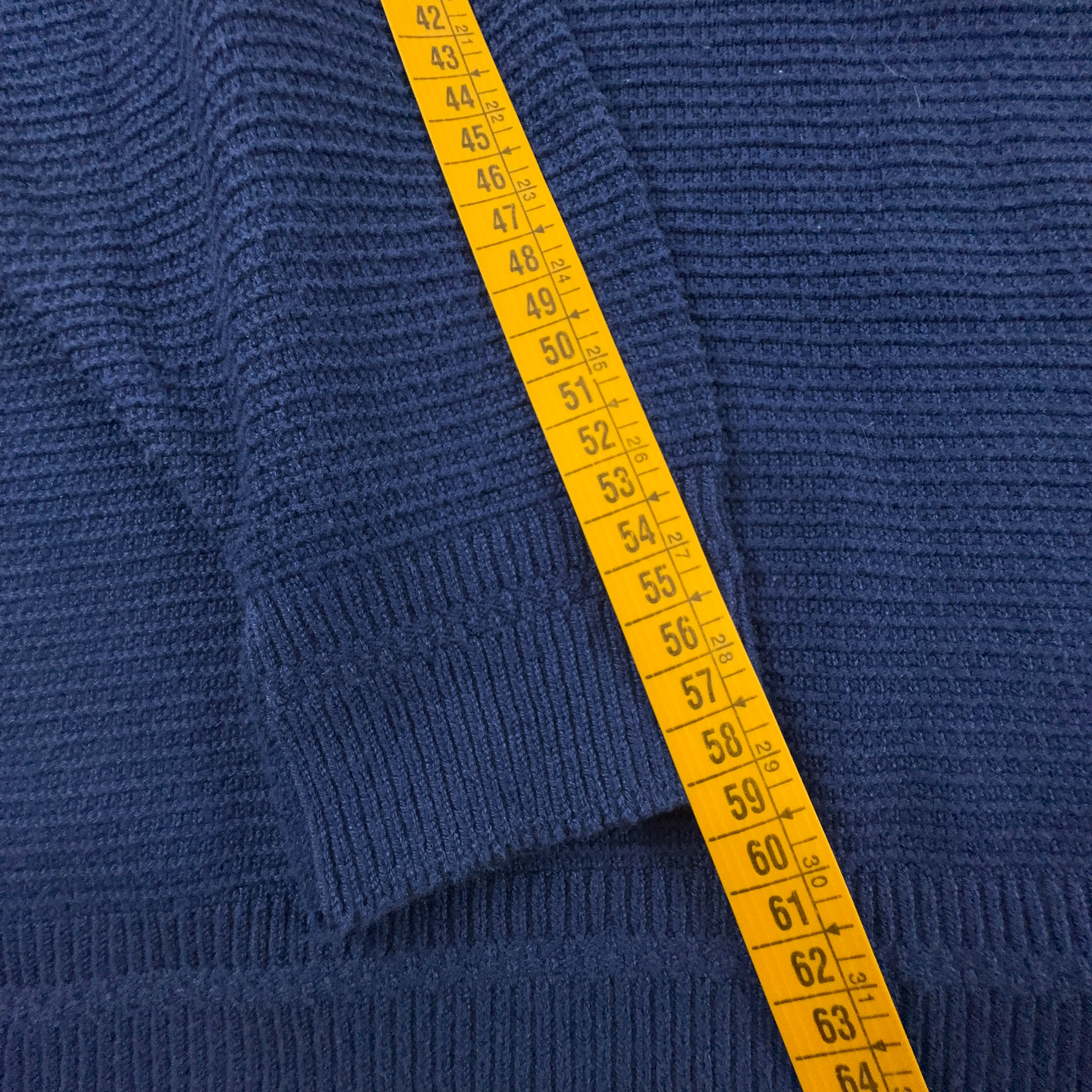 Maglione leggero Lacoste blu con scollo a v 50% cotone - Taglia 5 uomo