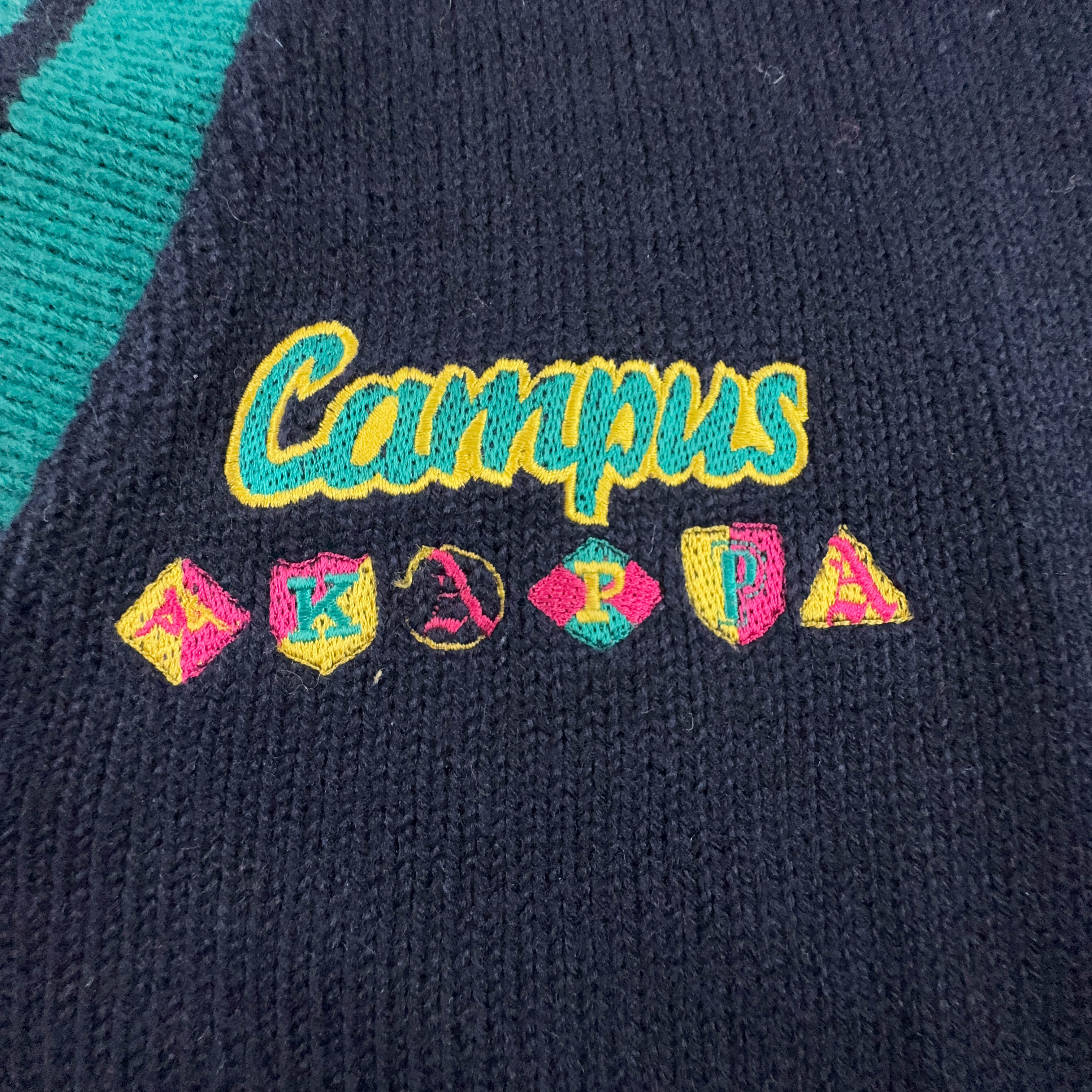 Maglione Kappa Vintage Campus 50% lana blu e verde con scollo a V - Taglia M/L uomo