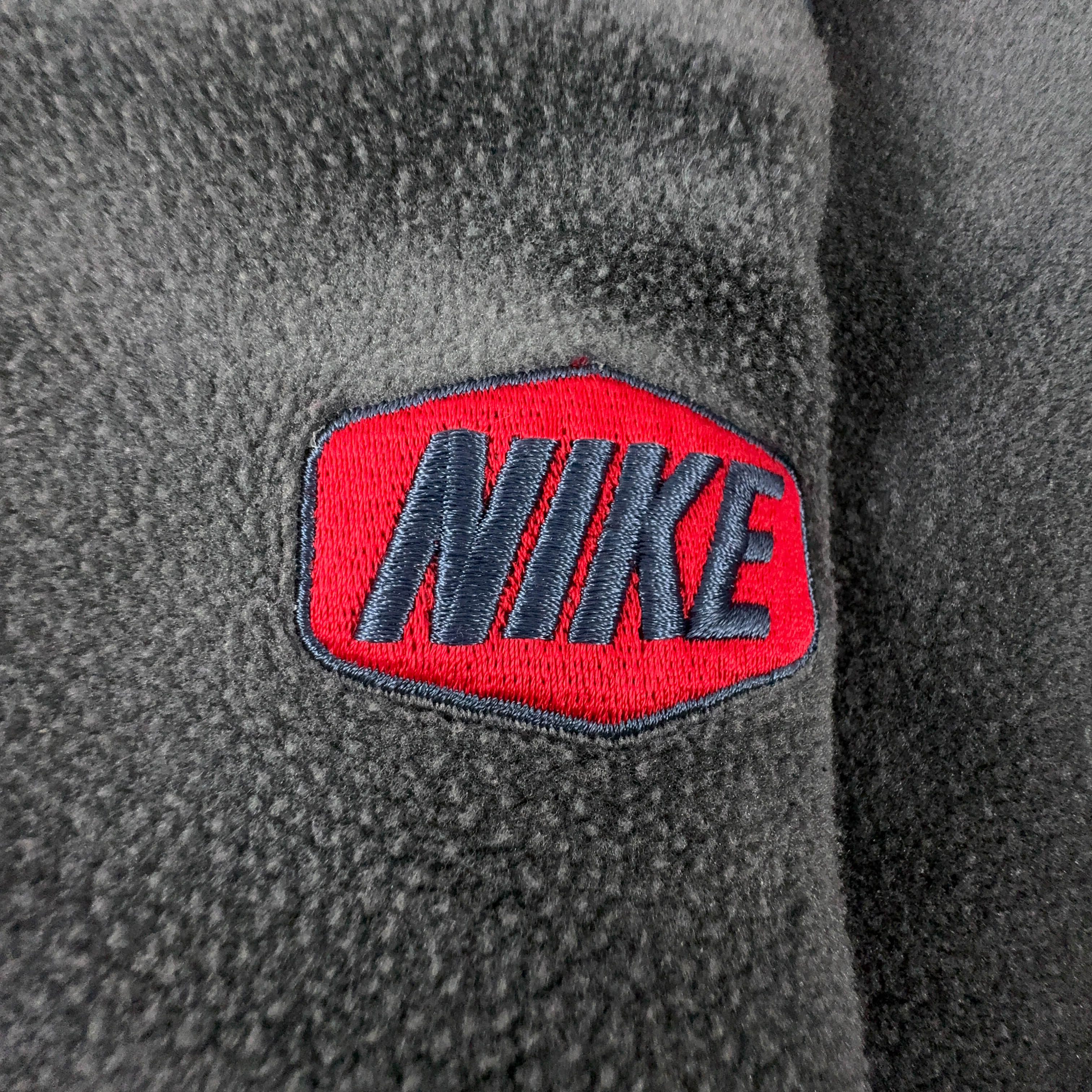 Giacca invernale Nike Vintage Double Face rossa e grigia con zip e cappuccio anni 00 - Taglia S uomo