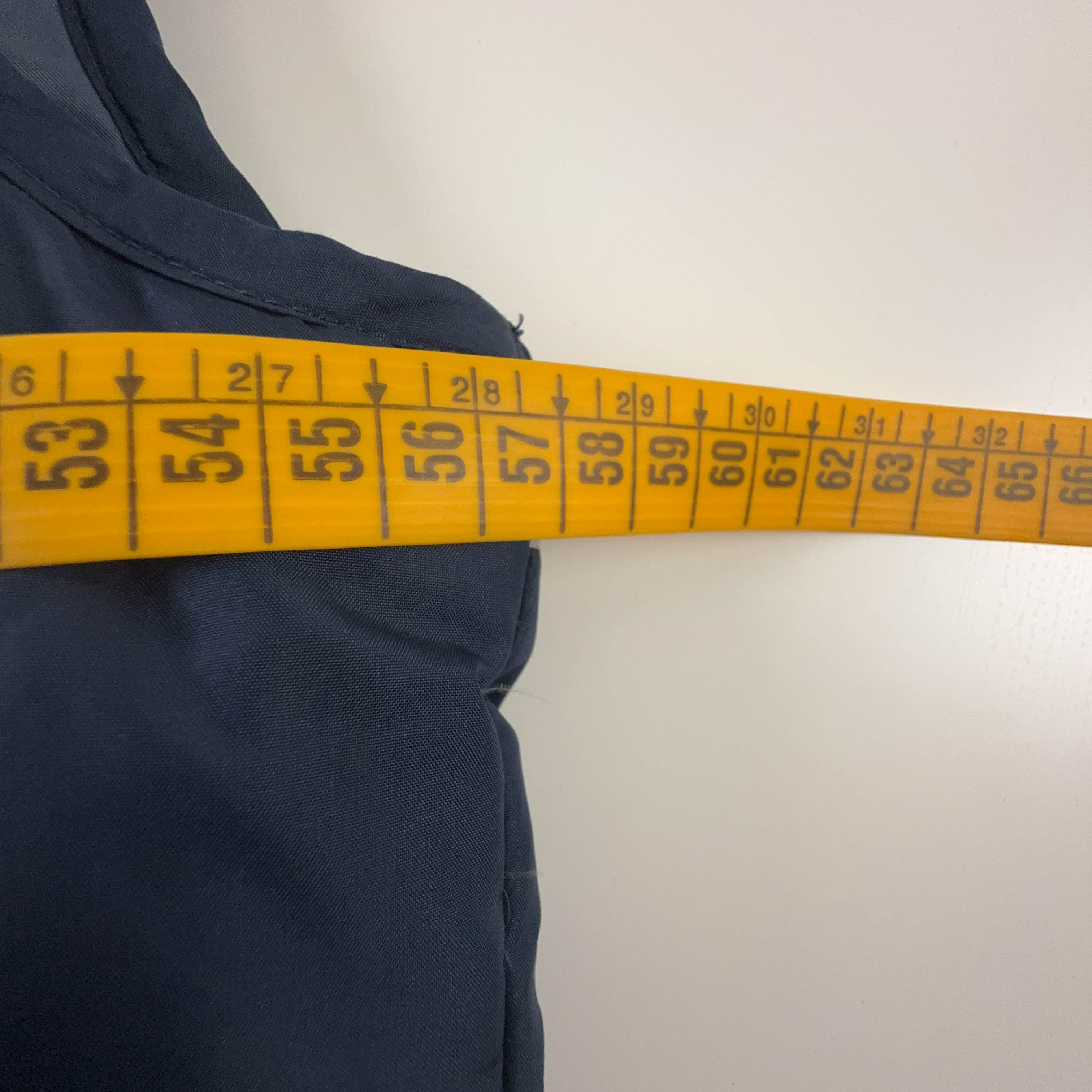 Giubbotto smanicato Nike Vintage foderato blu scuro in denim con zip e cappuccio anni 00 - Taglia S/M uomo