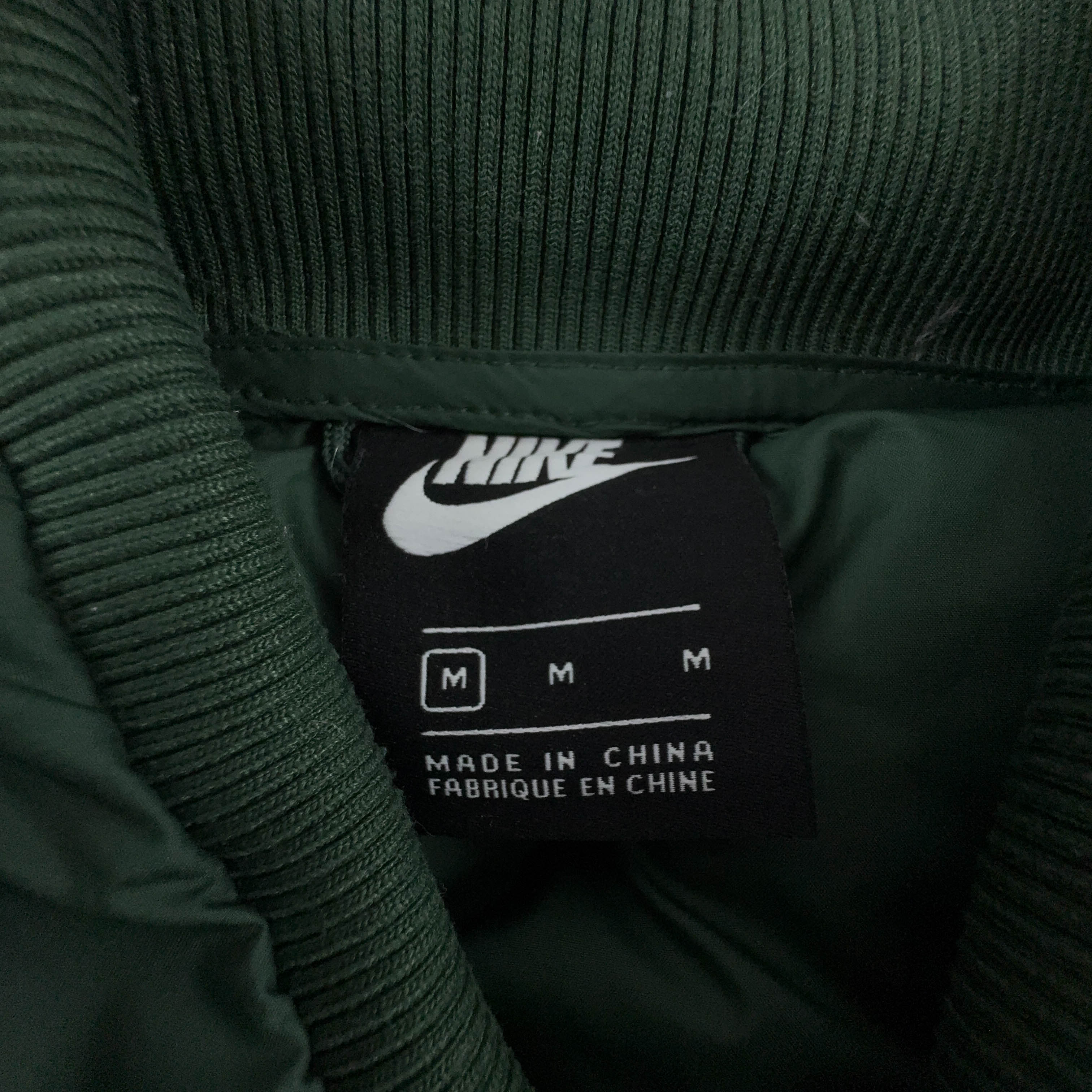 Giubbotto Nike invernale verde scuro con bottoni - Taglia M uomo