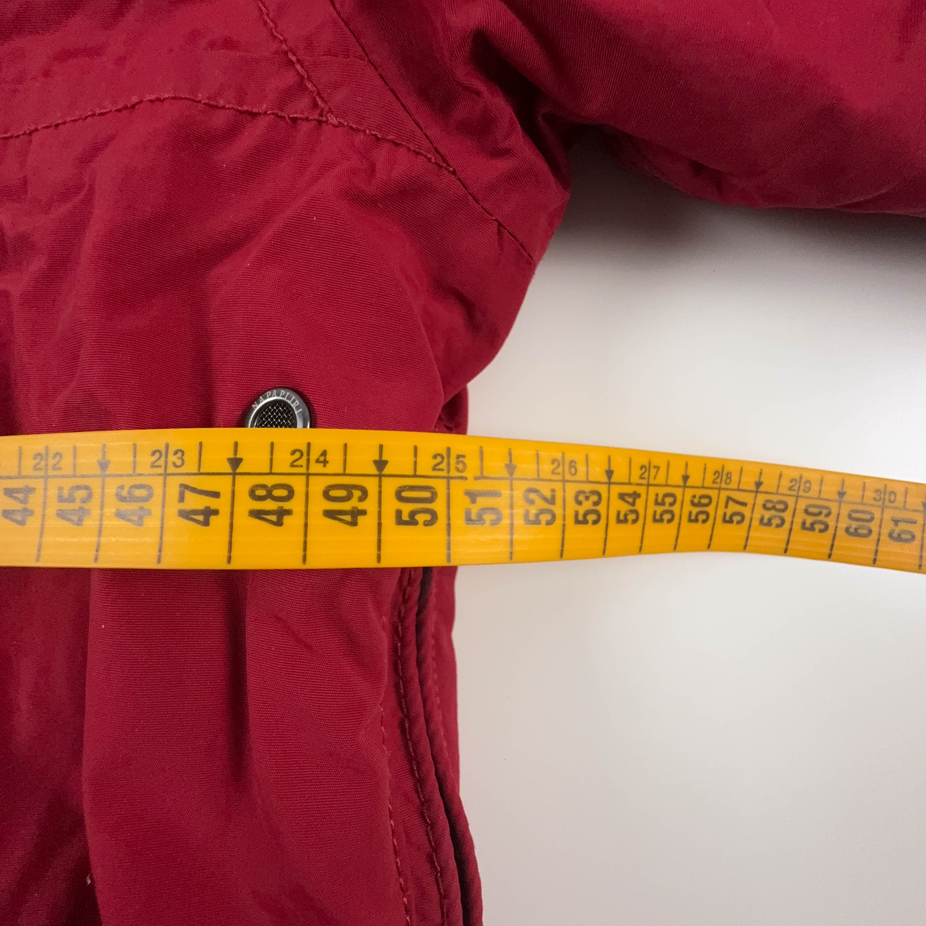 Giubbotto invernale Napapijri rosso con cappuccio e tasca frontale - Taglia XS uomo