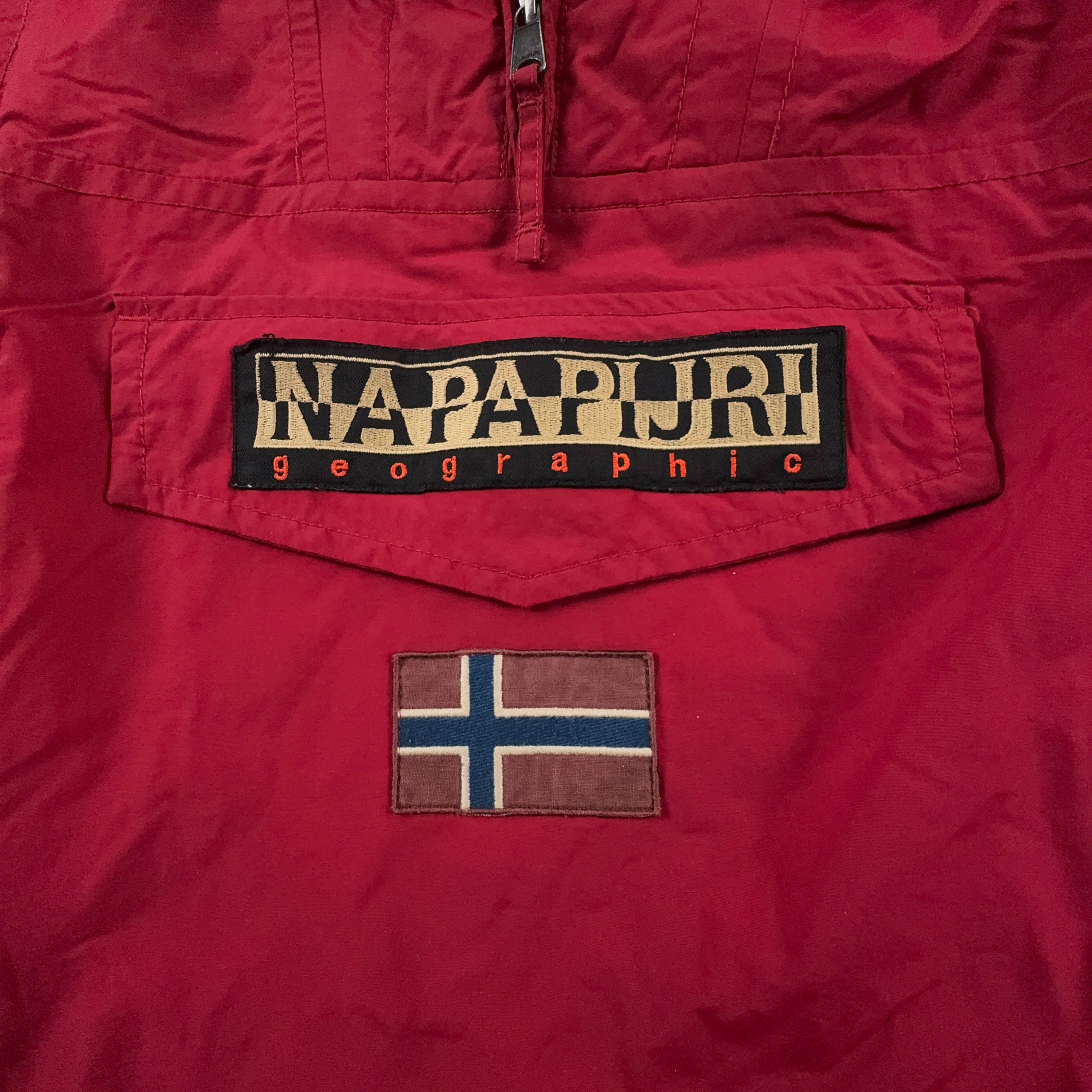 Giubbotto invernale Napapijri rosso con cappuccio e tasca frontale - Taglia XS uomo