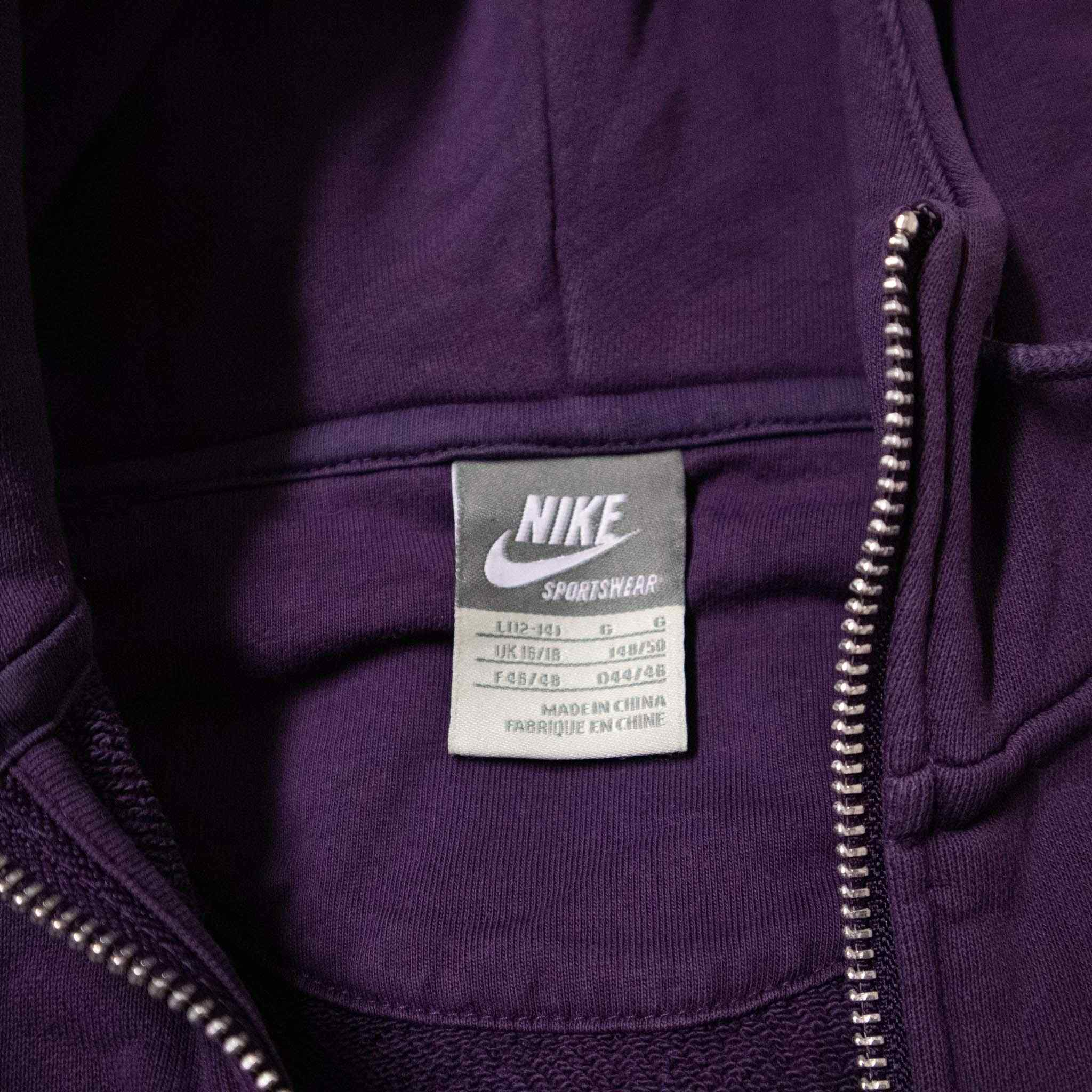 Nike Vintage Sweatshirt - Size S